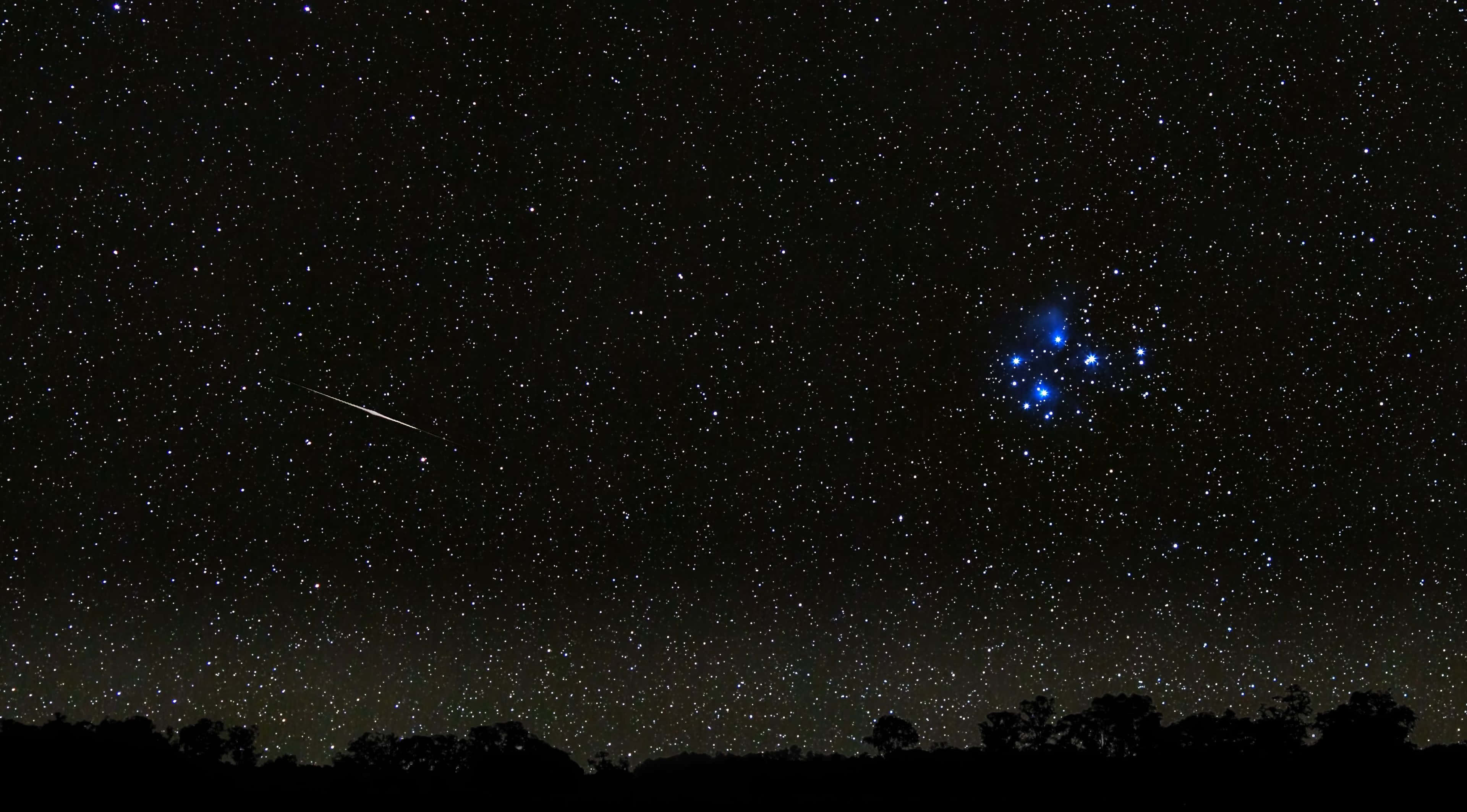 Hi Res Sky, starry night sky, shooting star, 4K Desktop Wallpaper