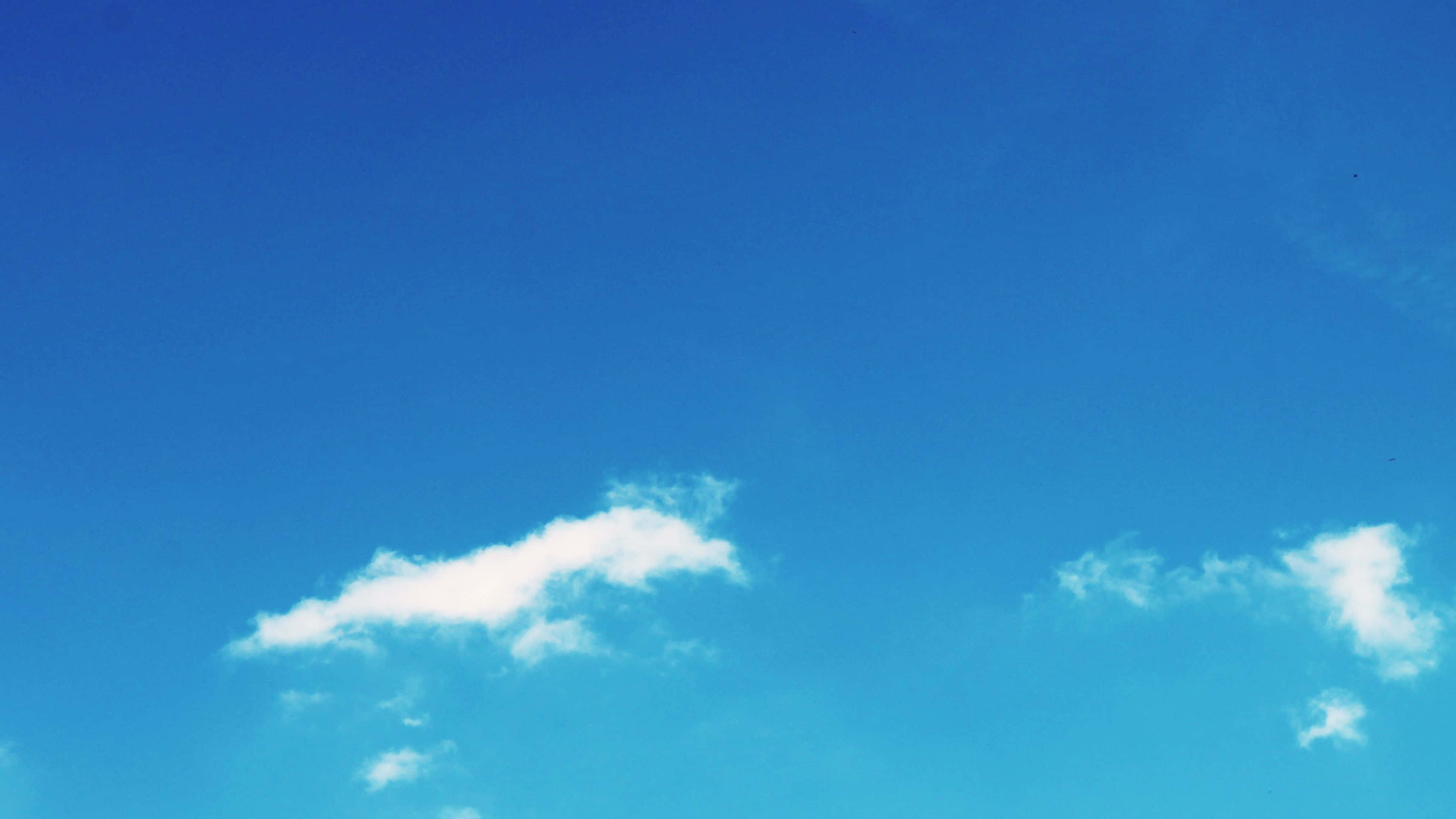 Hi Res Sky, Little Clouds, clear blue sky, 2K Desktop Wallpaper