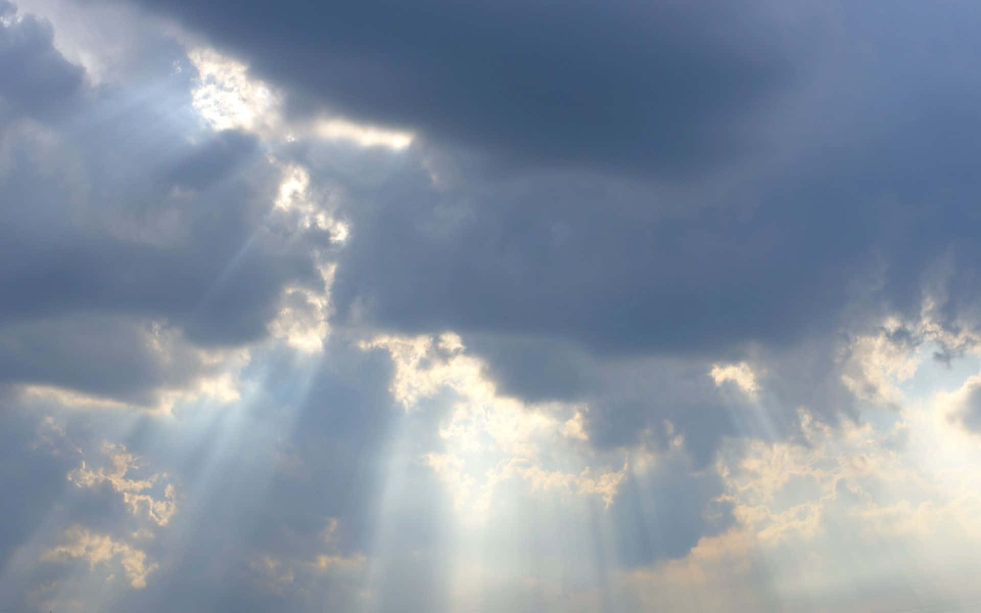 Hi Res Sky, dark grey clouds, sunbeams, Full HD Desktop Wallpaper