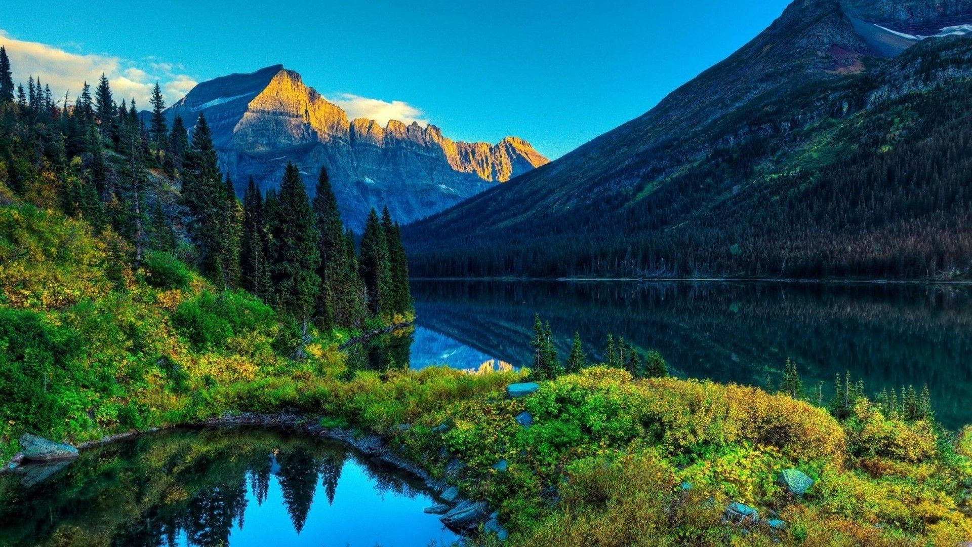 mountain lake, towering peaks, evergreen forests, Full HD Desktop Wallpaper