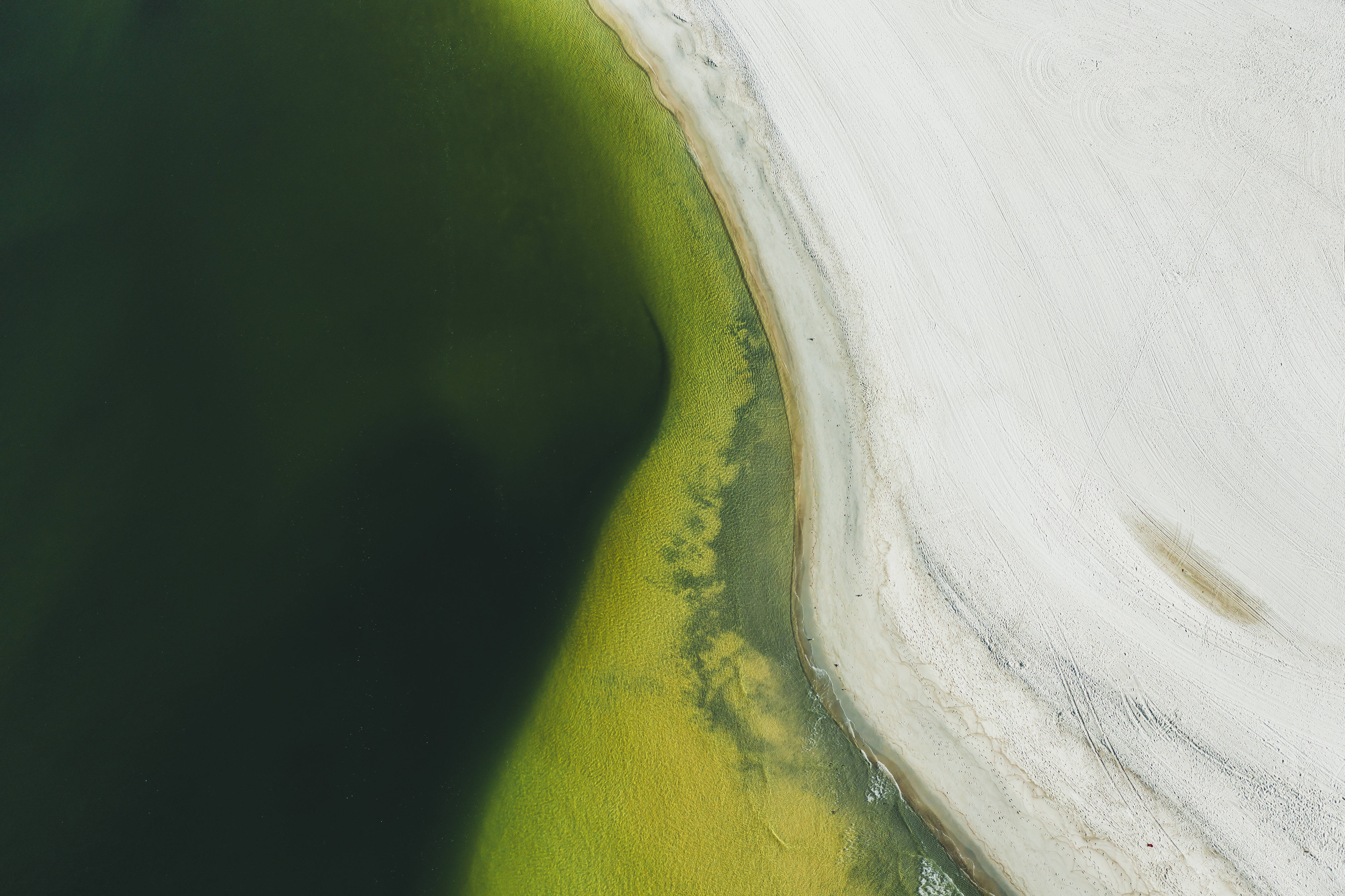High Resolution Desktop, green lake, aerial view, 5K Desktop Wallpaper