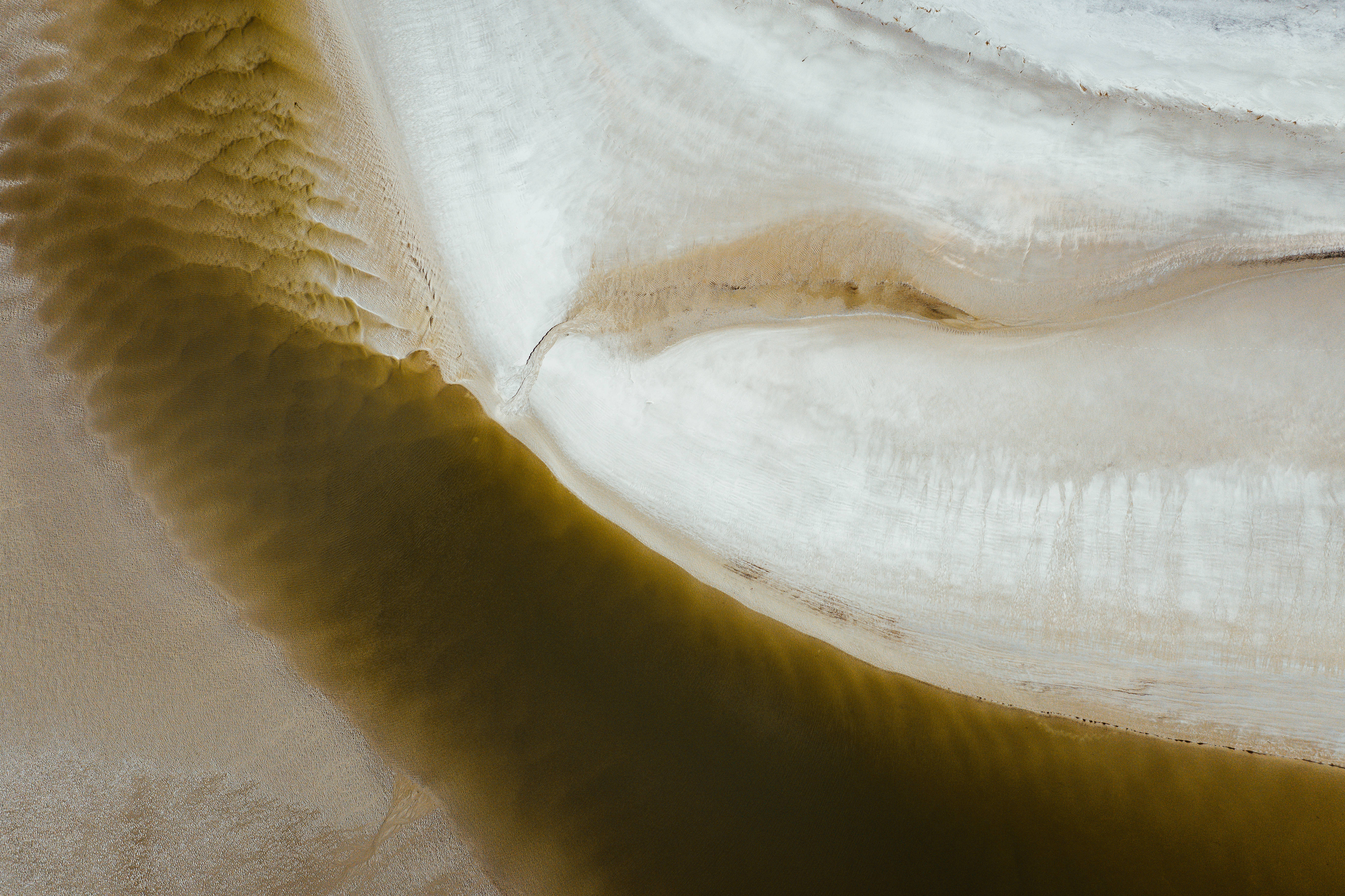 beach view, sand dunes, white and golden-brown textures, 5K Desktop Wallpaper