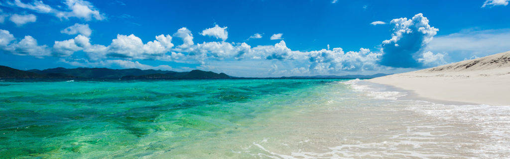 turquoise waters, pristine white sand beach, vibrant blue sky, SD Desktop Wallpaper