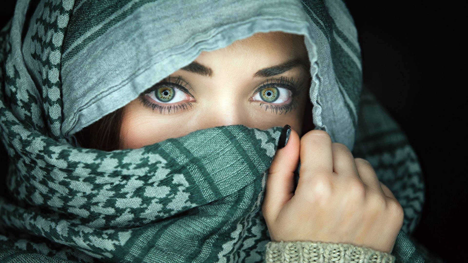 female model, hijab, green eyes, Full HD Desktop Wallpaper