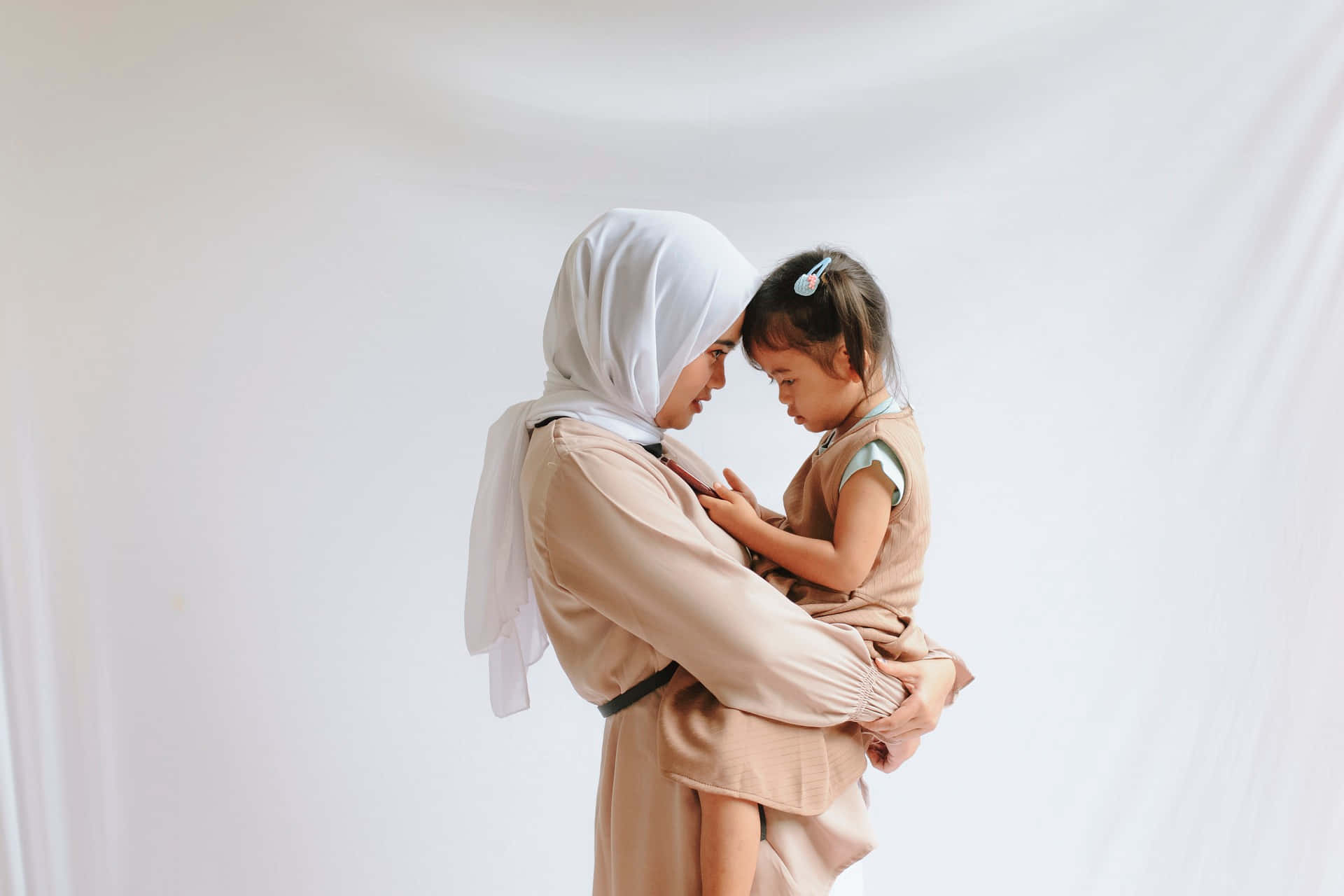 white hijab, beige attire, soft white backdrop, Full HD Desktop Wallpaper