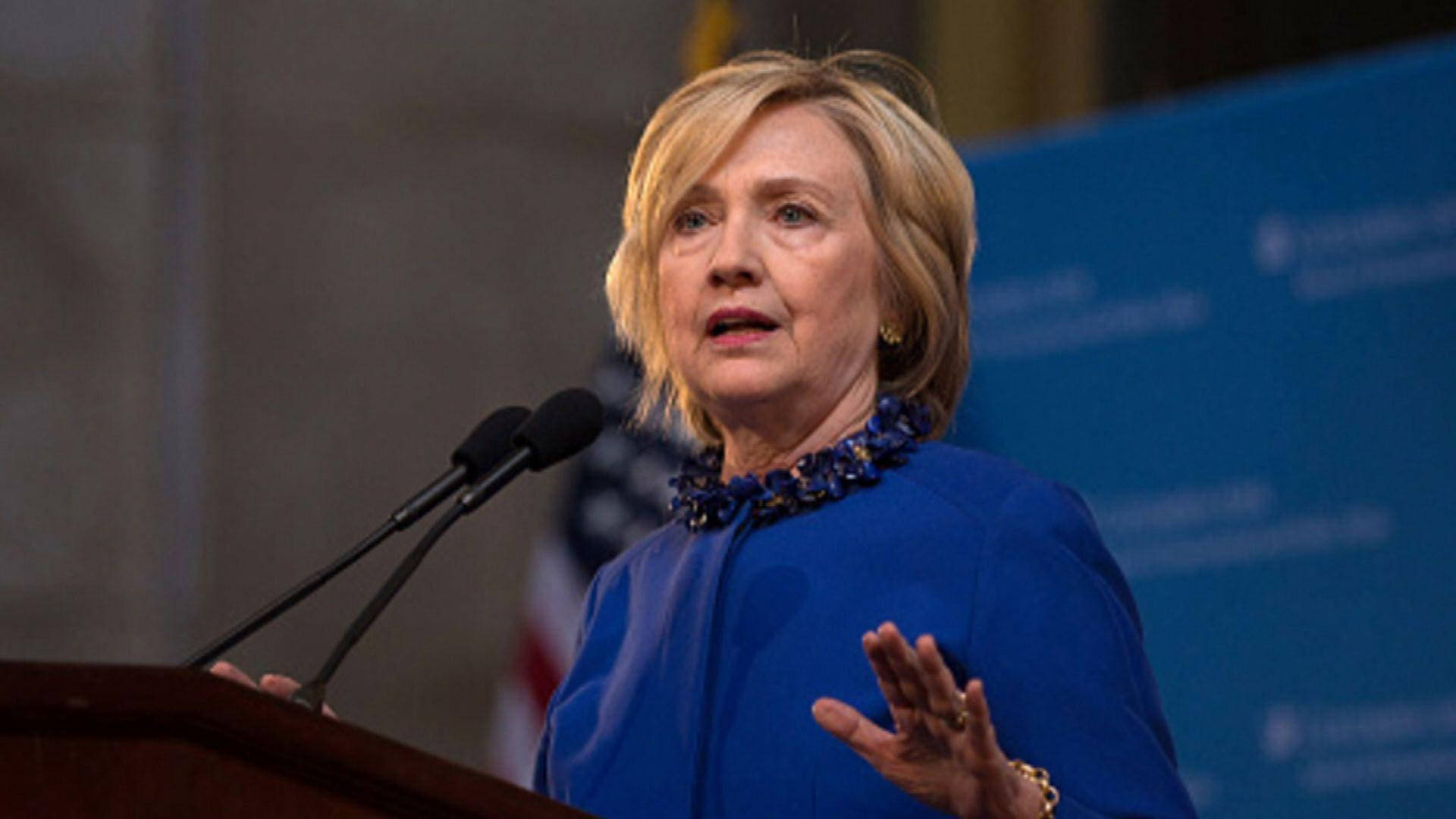 Hillary Clinton, blue suit, floral collar, Full HD Desktop Wallpaper
