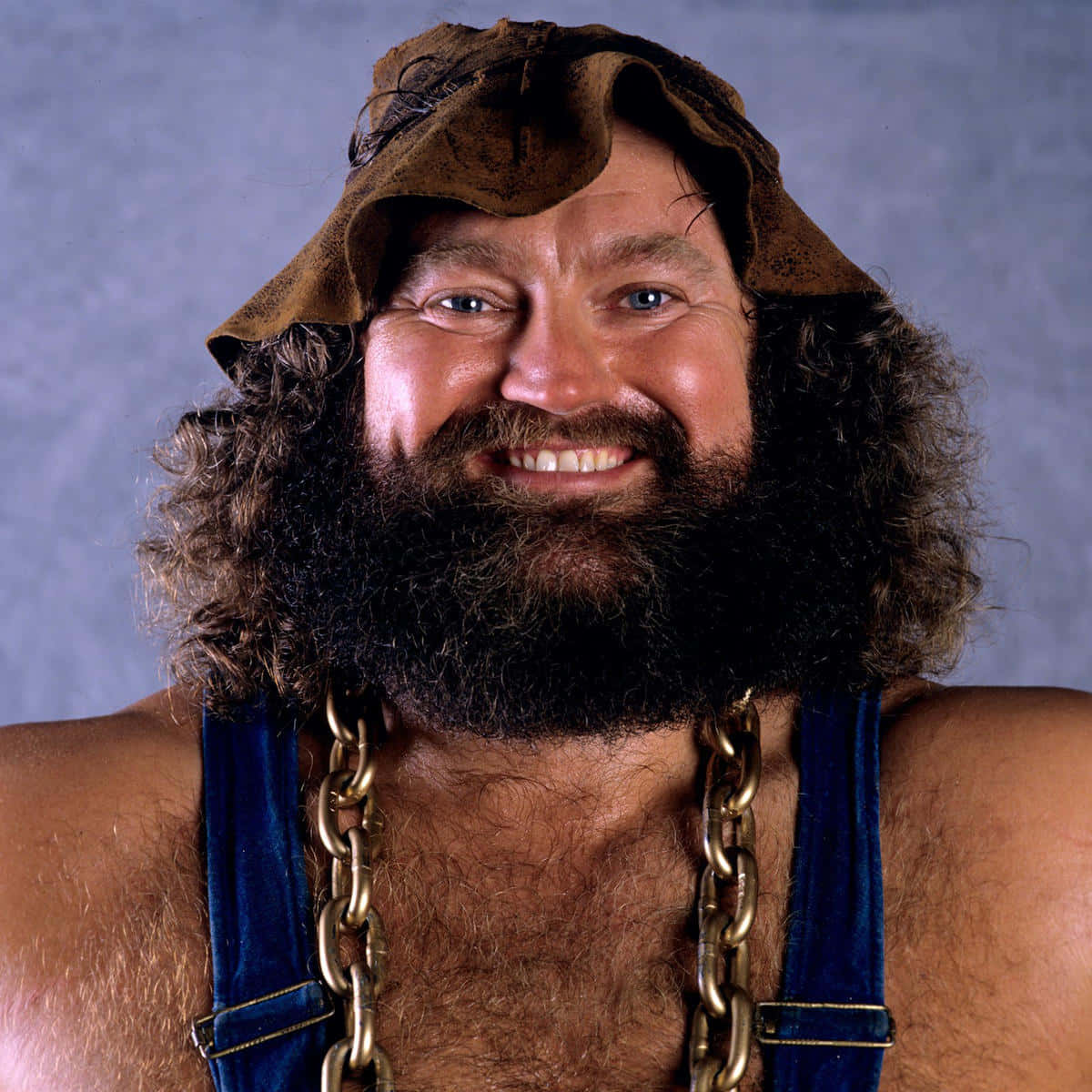 Hillbilly Jim, blue suspenders, gold chains, SD Desktop Wallpaper