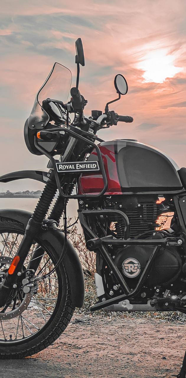 Red Himalayan Bike, sunset, gravel, HD Phone Wallpaper