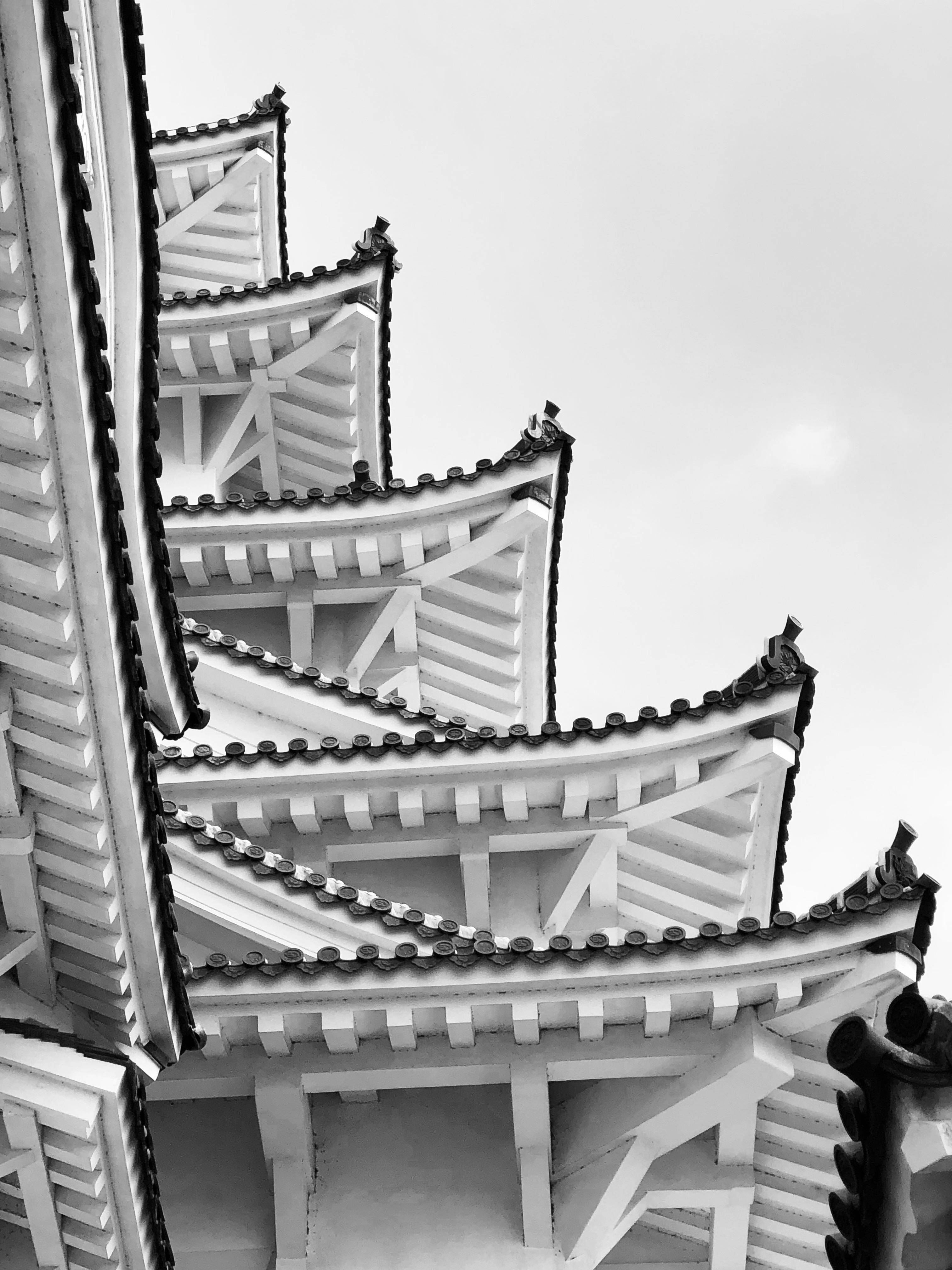 Himeji Castle, black and white, low angle shot, 4K Phone Wallpaper