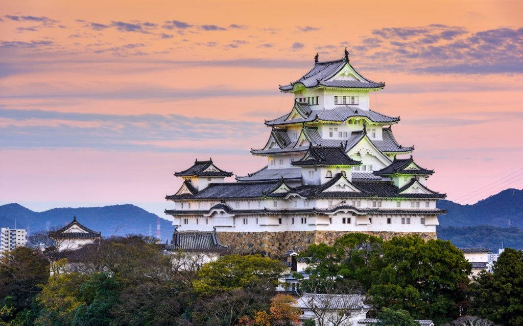 Himeji Castle, sunset, pink and orange sky, SD Desktop Wallpaper