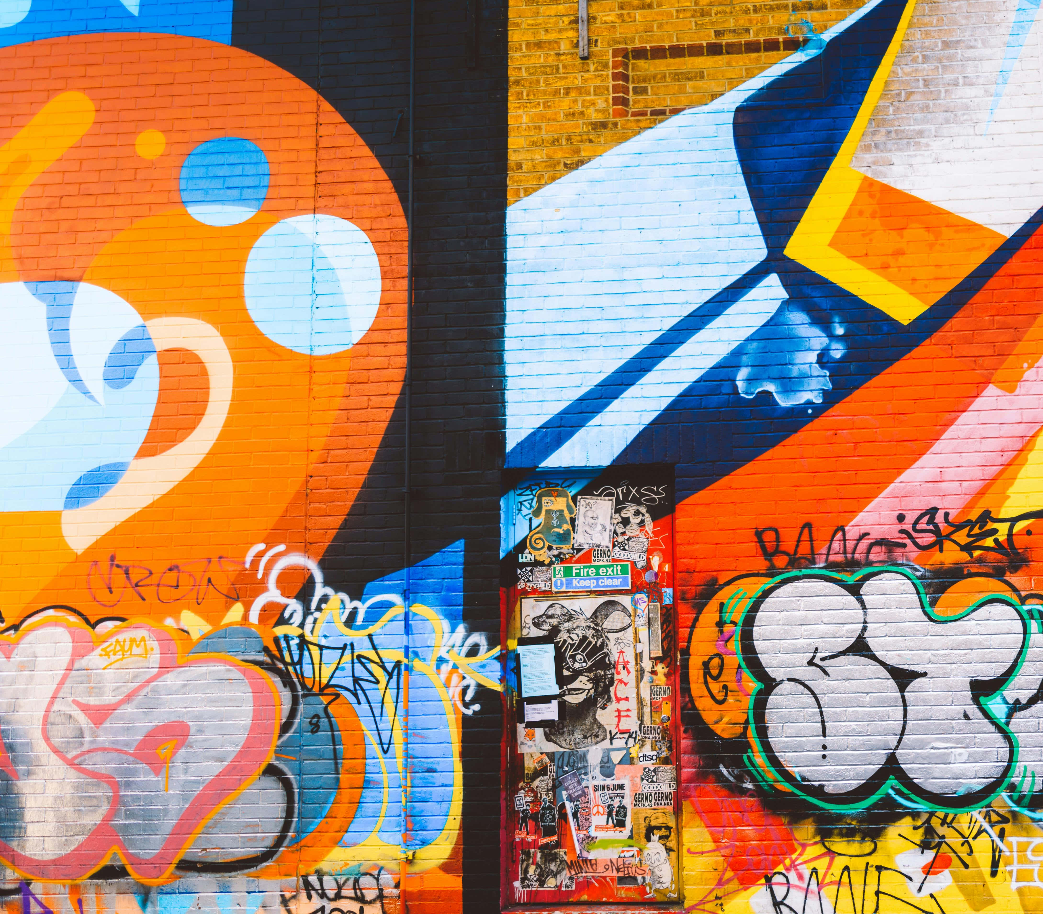 graffiti art, brick walls, orange, 4K Desktop Wallpaper
