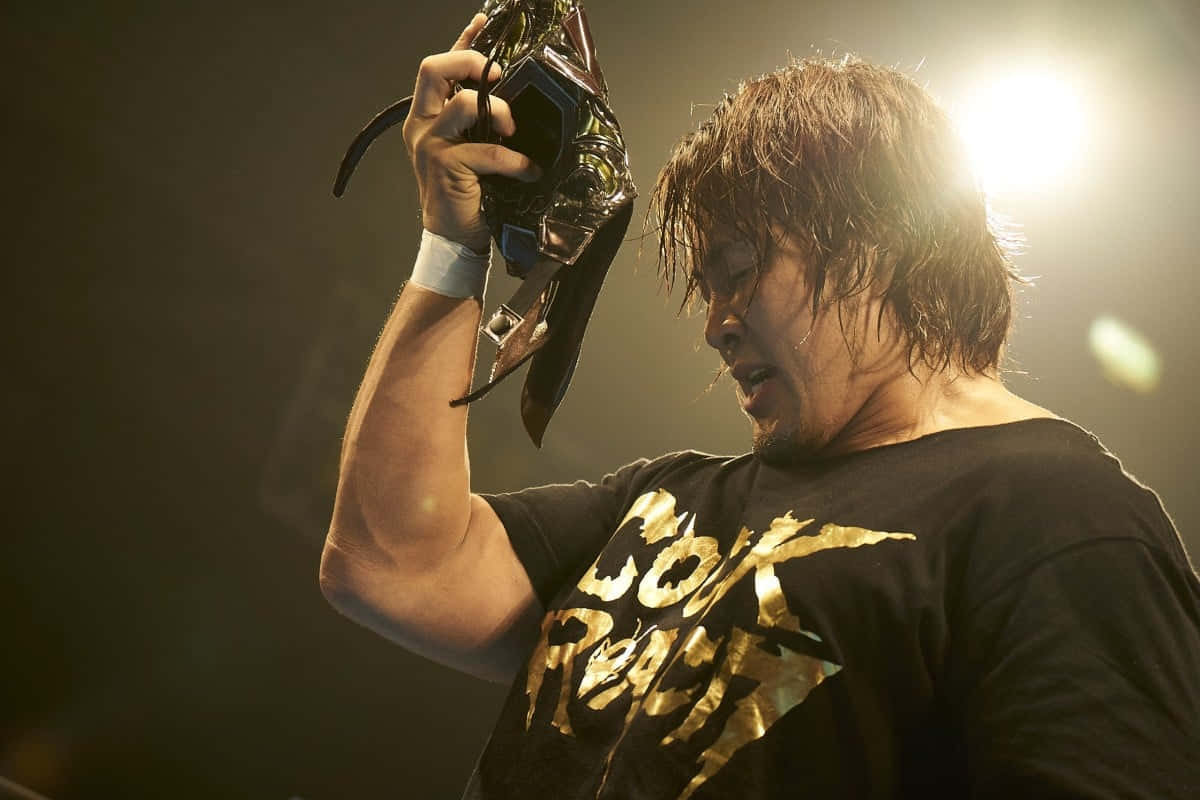 Hiroshi Tanahashi, black tshirt, gold lettering, SD Desktop Wallpaper