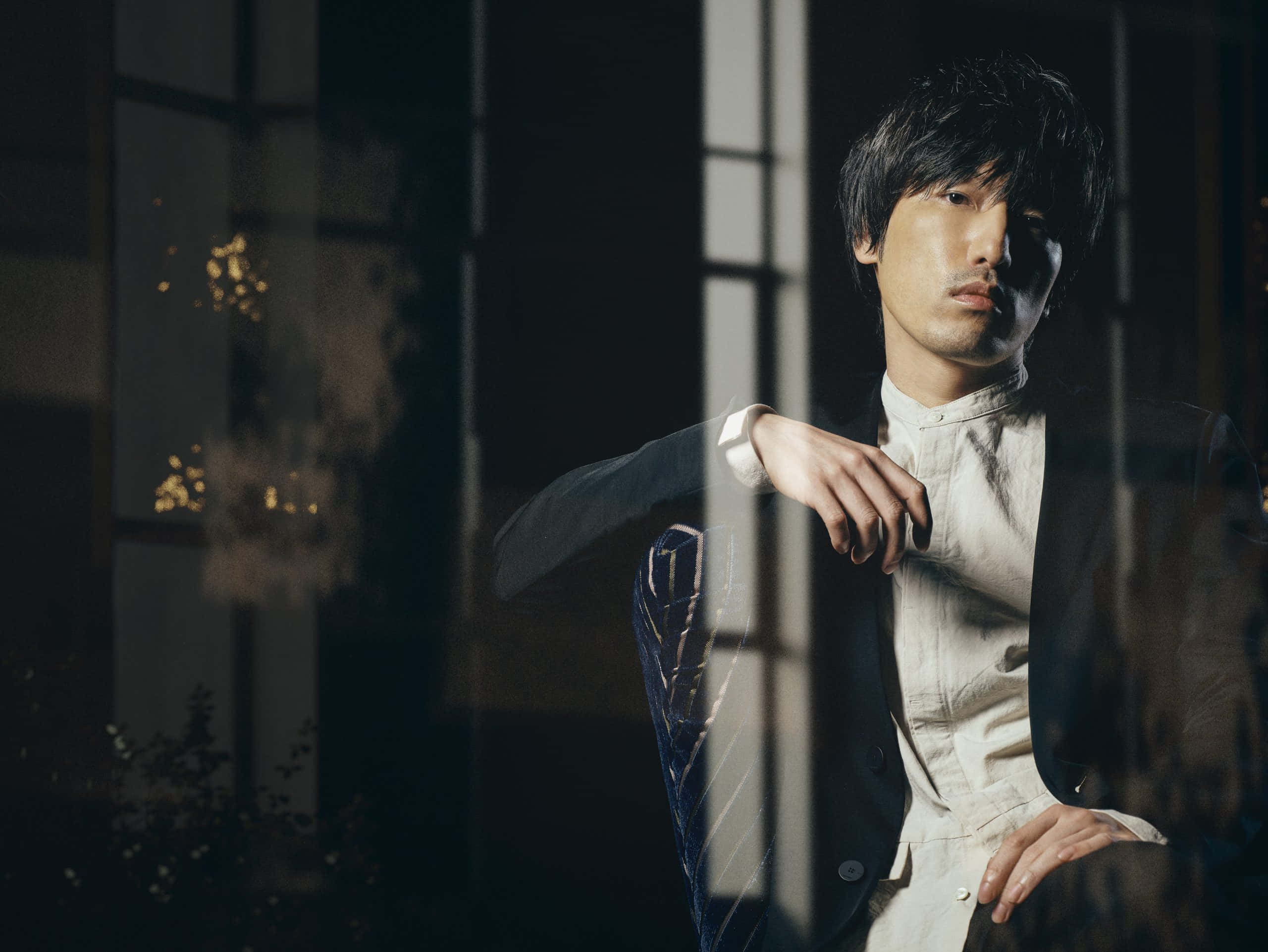 Hiroyuki Sawano, orchestra podium, night, 2K Desktop Wallpaper
