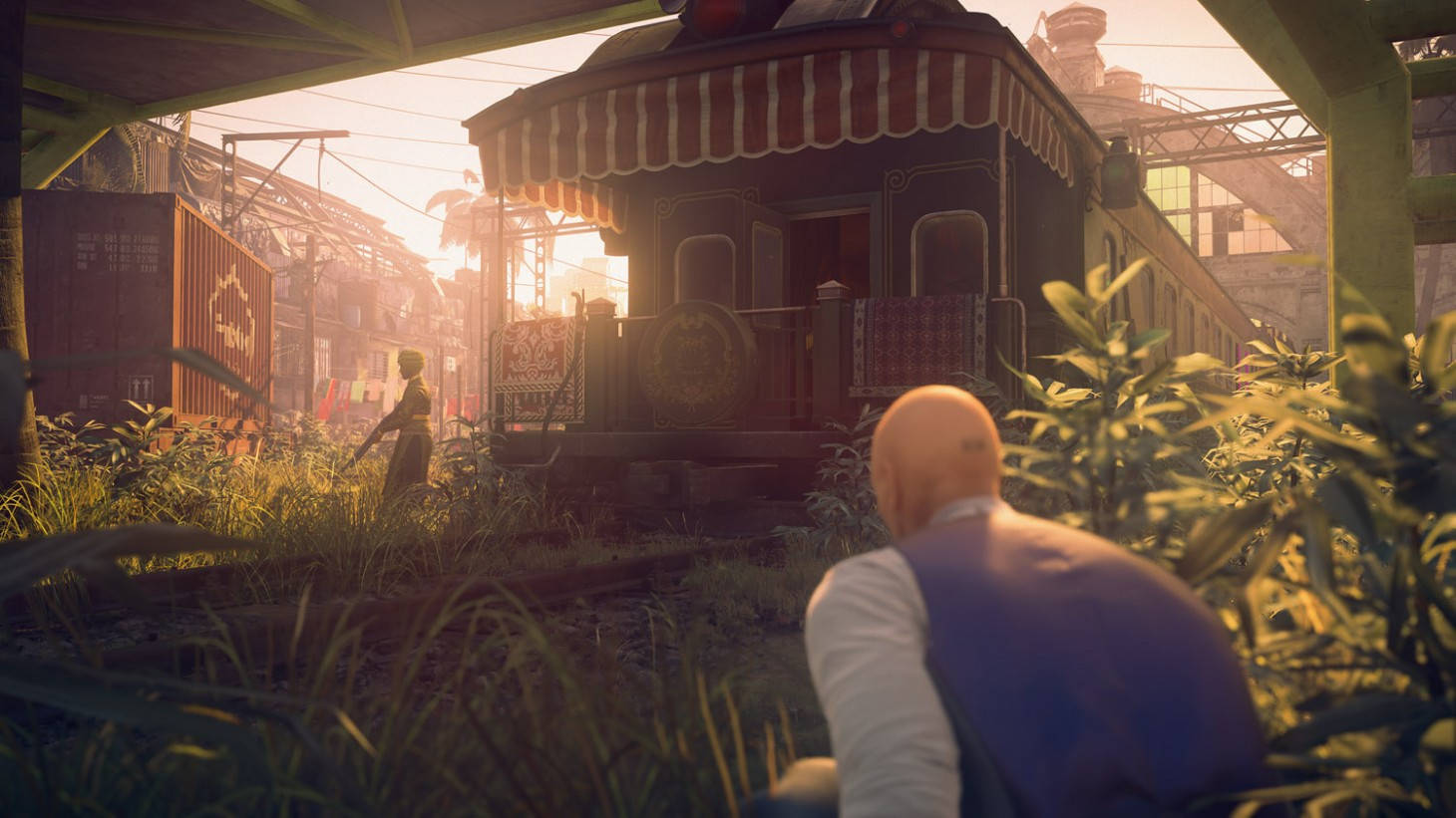 Hitman 2, sneaking train station, vintage train car, HD Desktop Wallpaper