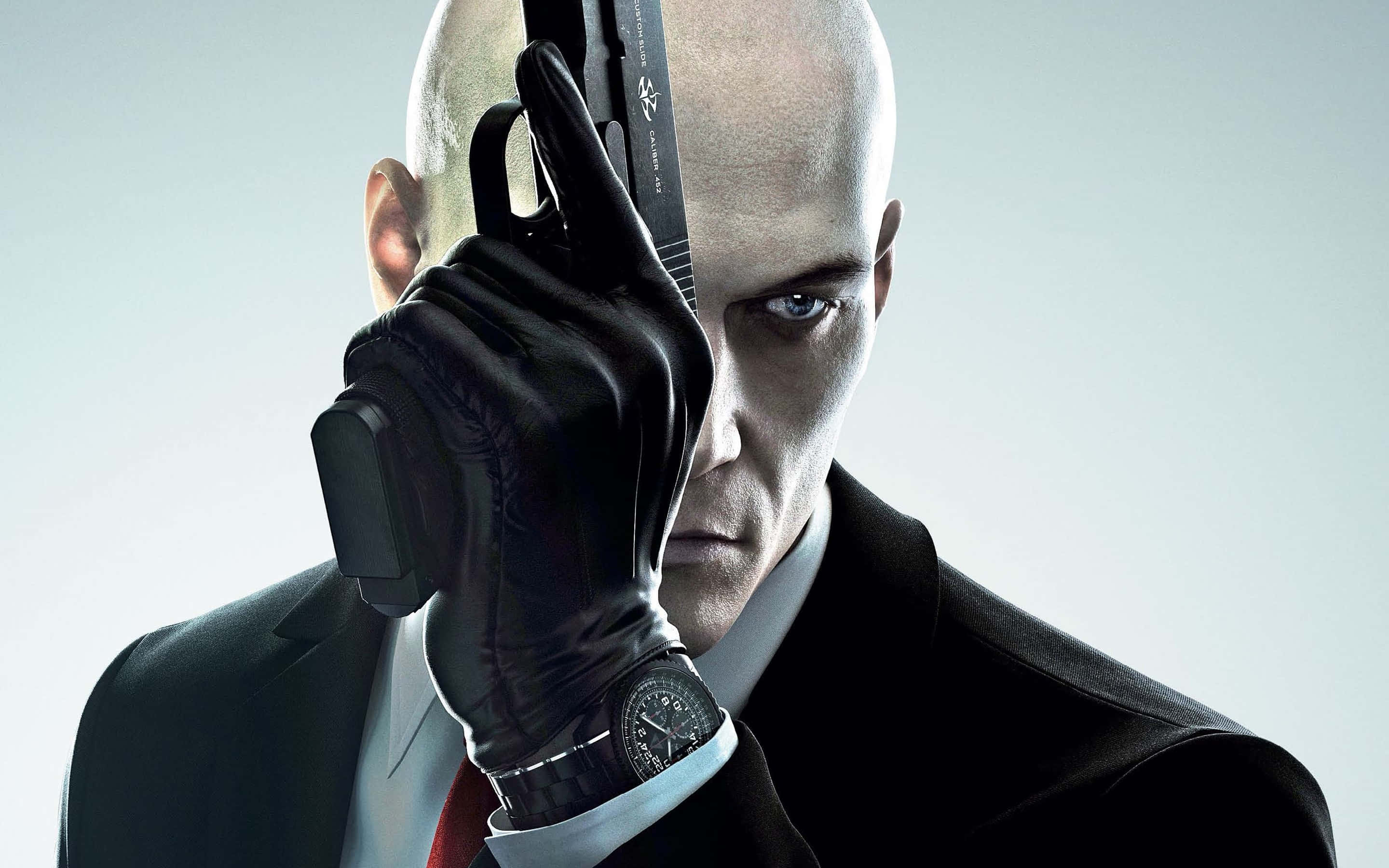 Hitman Agent 47, bald assassin, black suit, 2K Desktop Wallpaper