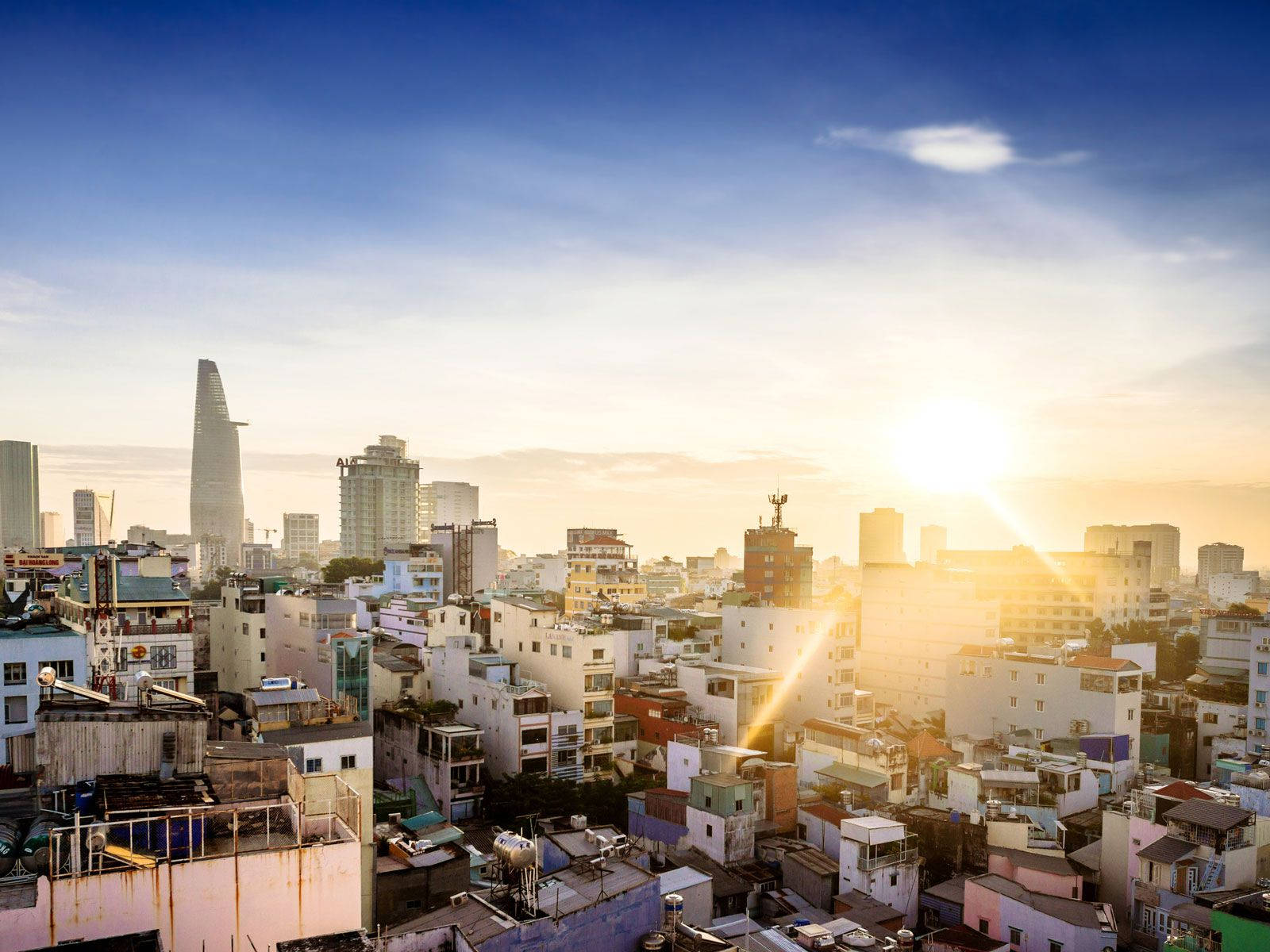 Ho Chi Minh City, morning sun, golden light, HD Desktop Wallpaper