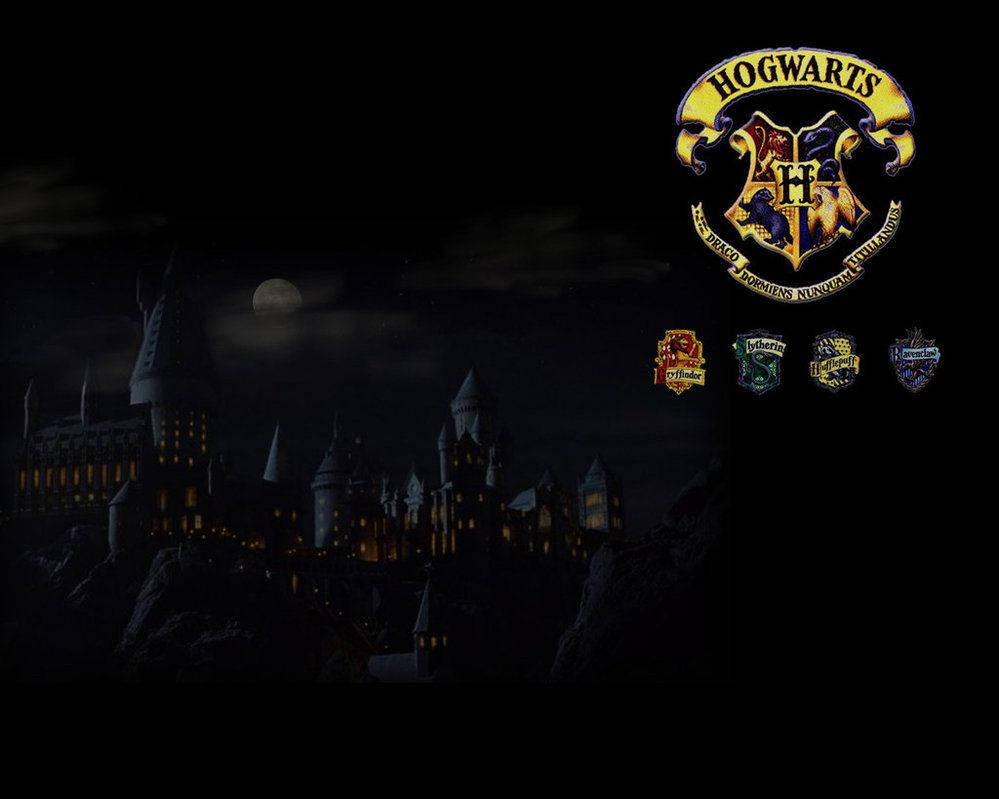 Hogwarts Castle, full moon, house crests, SD Desktop Wallpaper