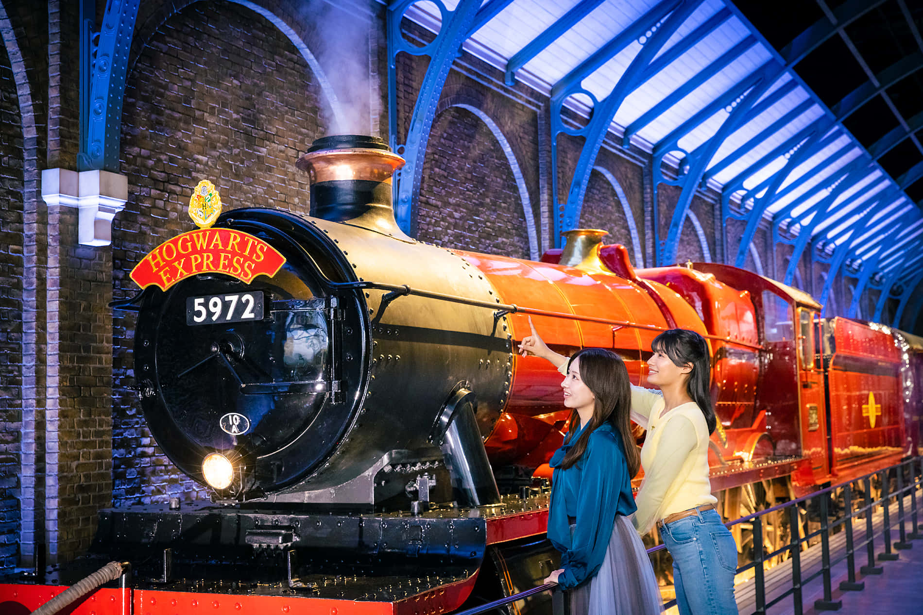 Hogwarts Express, steam train, blue-lit arched station ceiling, HD Desktop Wallpaper