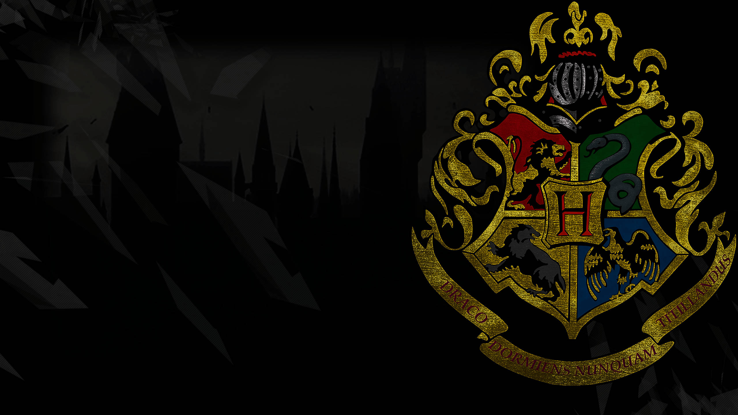 Hogwarts, Hogwarts crest, four house symbols, 2K Desktop Wallpaper