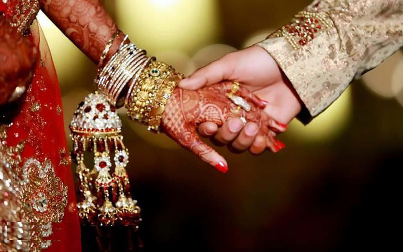 traditional Indian wedding, intricate henna designs, ornate gold jewelry, HD Desktop Wallpaper