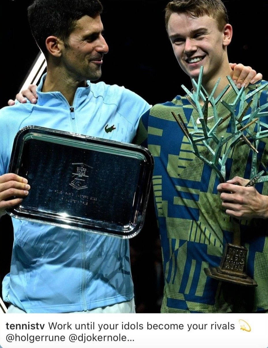 Holger Rune, silver tray, green glass trophy, SD Phone Wallpaper