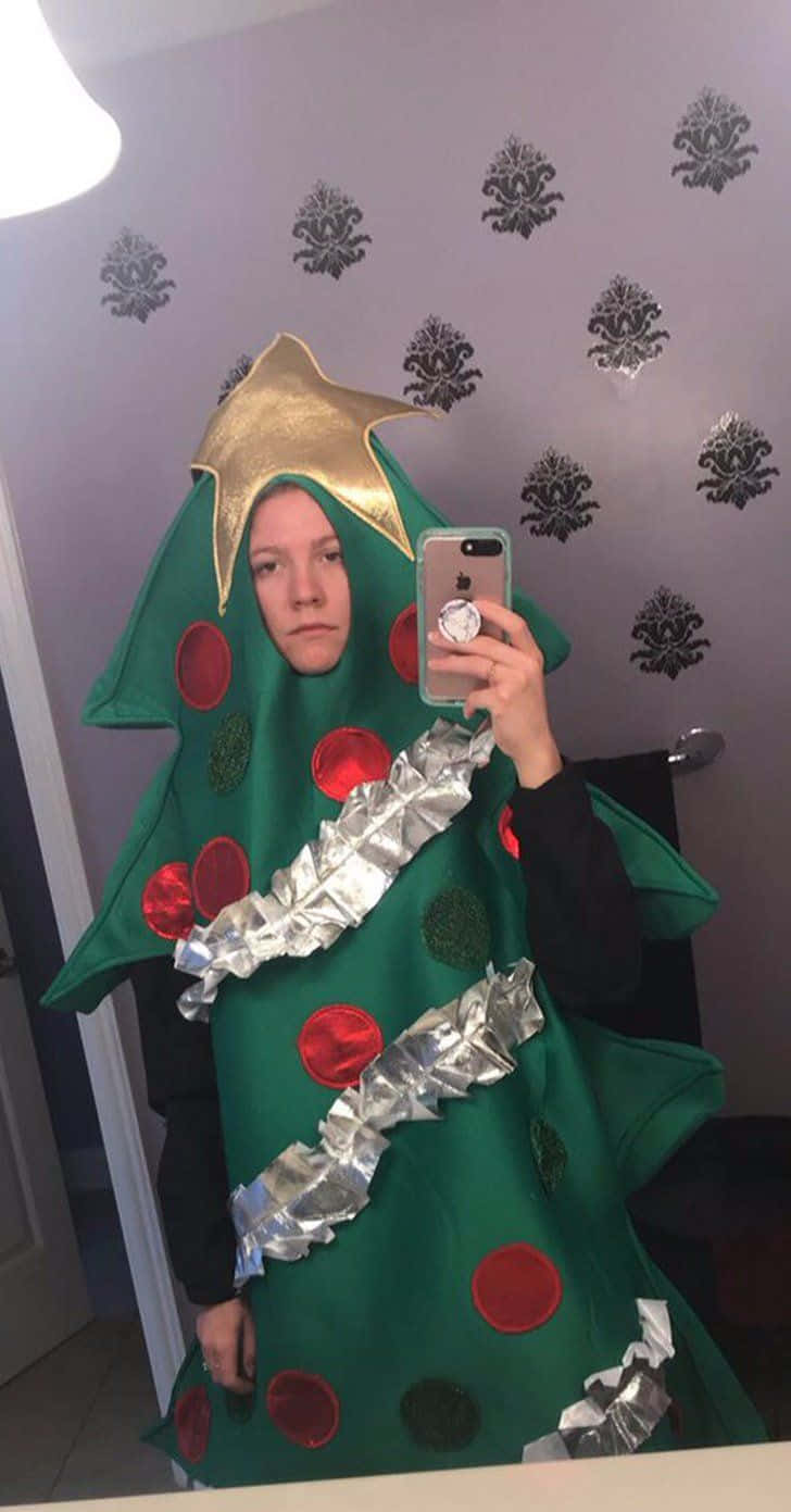 festive green Christmas tree costume, red ornaments, silver tinsel, HD Phone Wallpaper