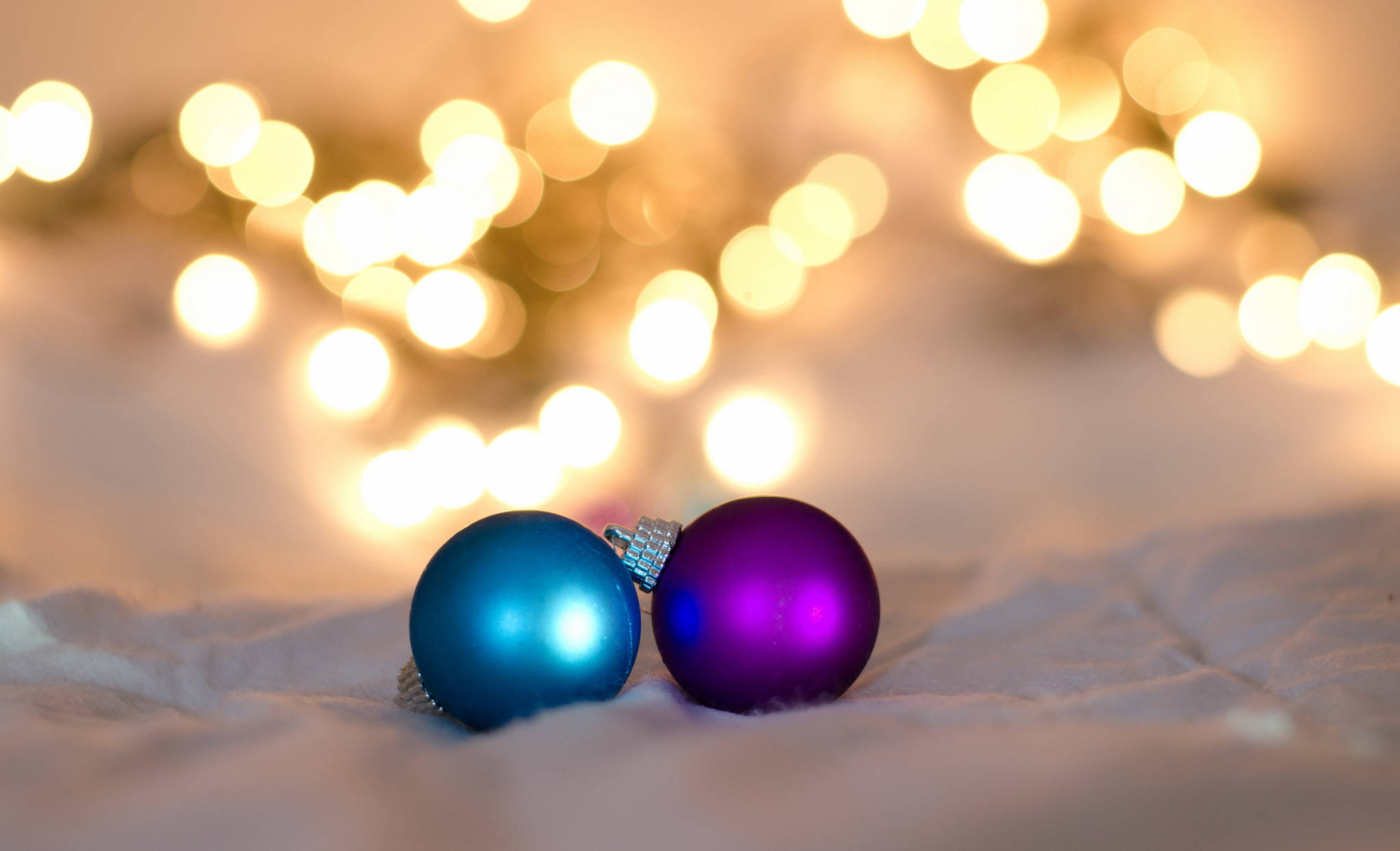Christmas lights, Christmas ornaments, glossy blue, Full HD Desktop Wallpaper