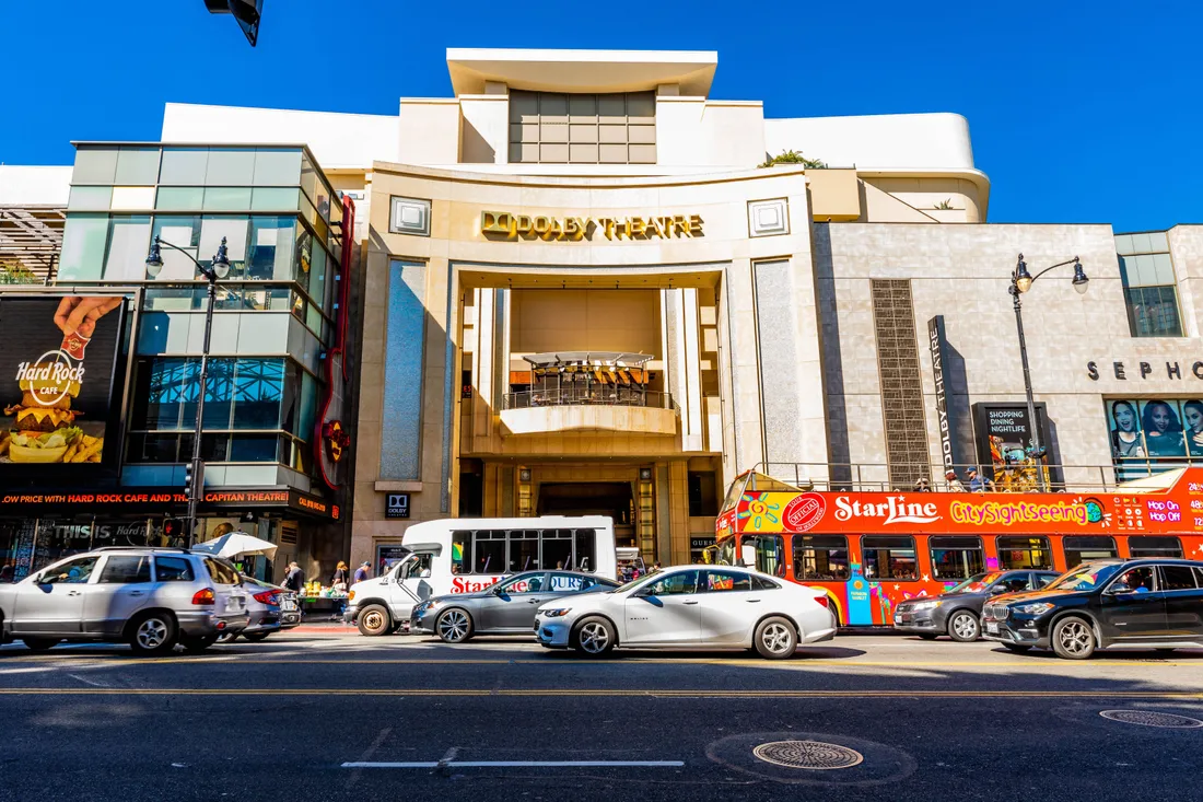 Hollywood Street