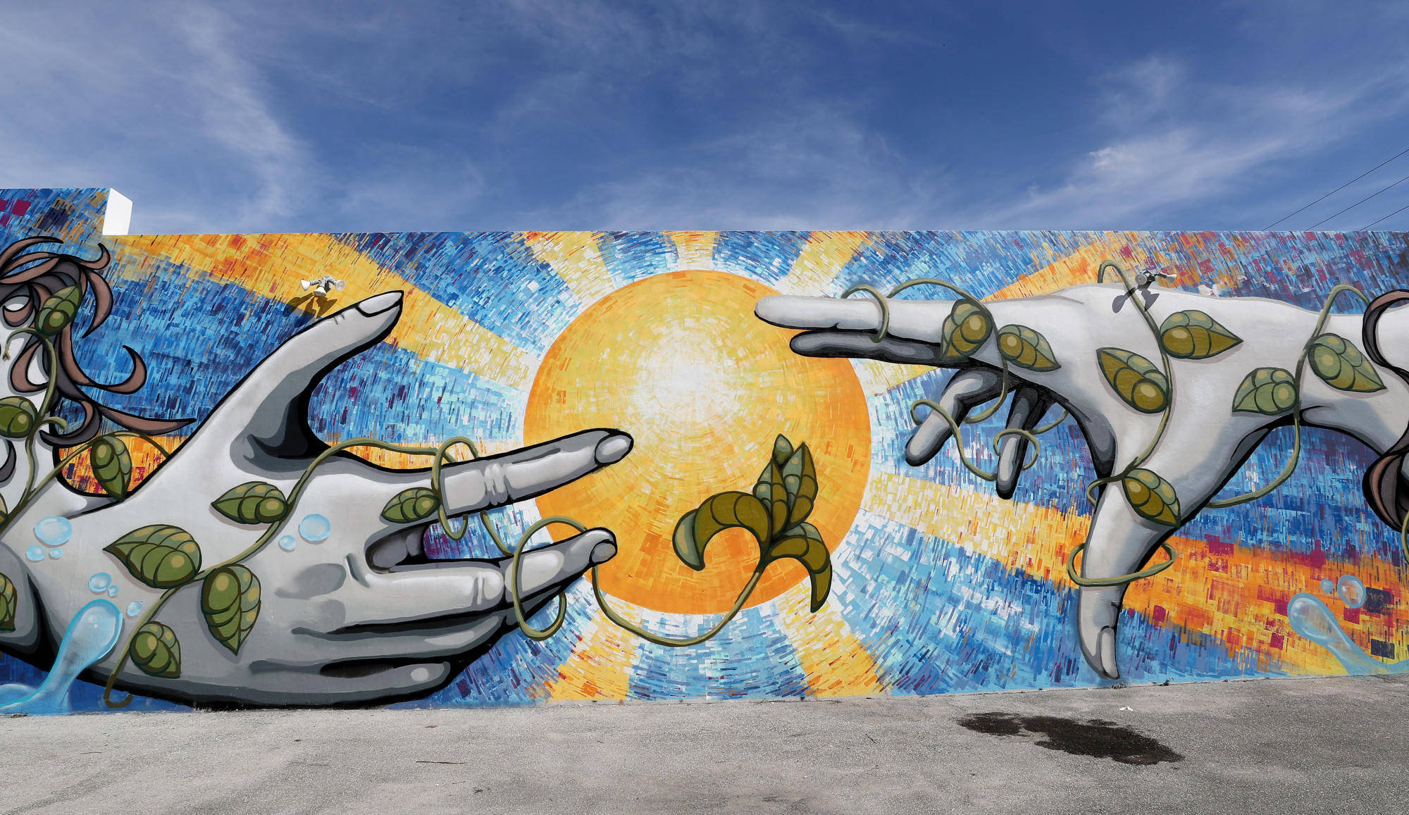 Hollywood Street, vibrant sunburst mural, city wall, Full HD Desktop Wallpaper