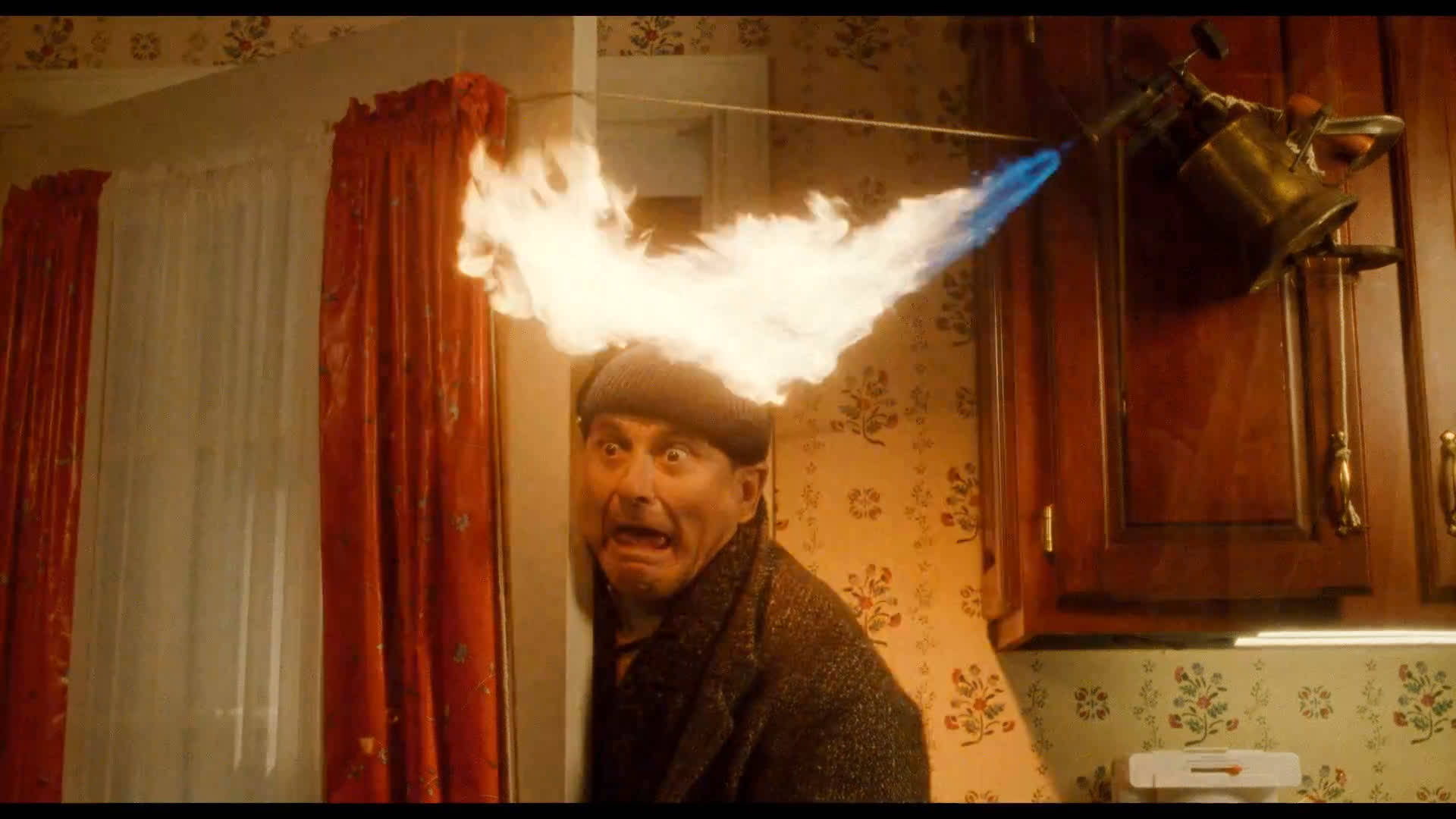 Home Alone, blowtorch, kettle, Full HD Desktop Wallpaper