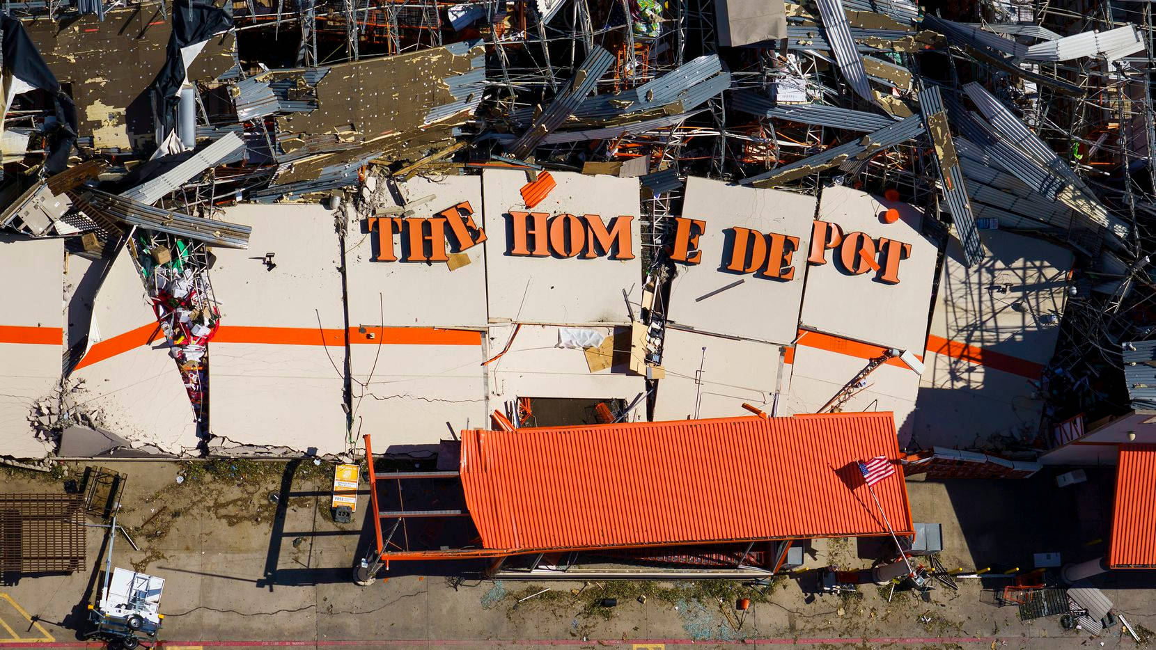 Home Depot, shattered roof, debris, HD Desktop Wallpaper