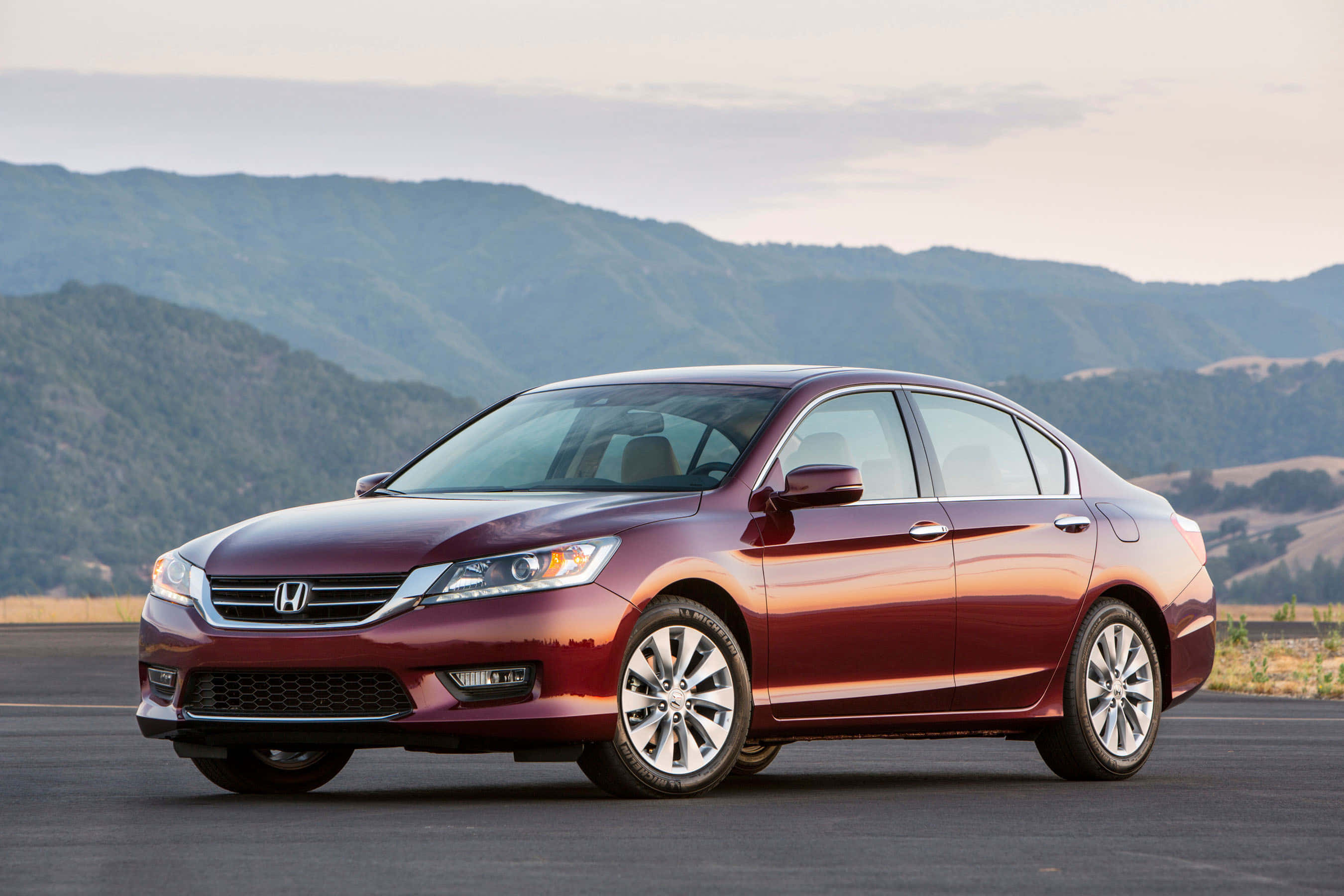 Honda Accord, maroon, glossy, 2K Desktop Wallpaper