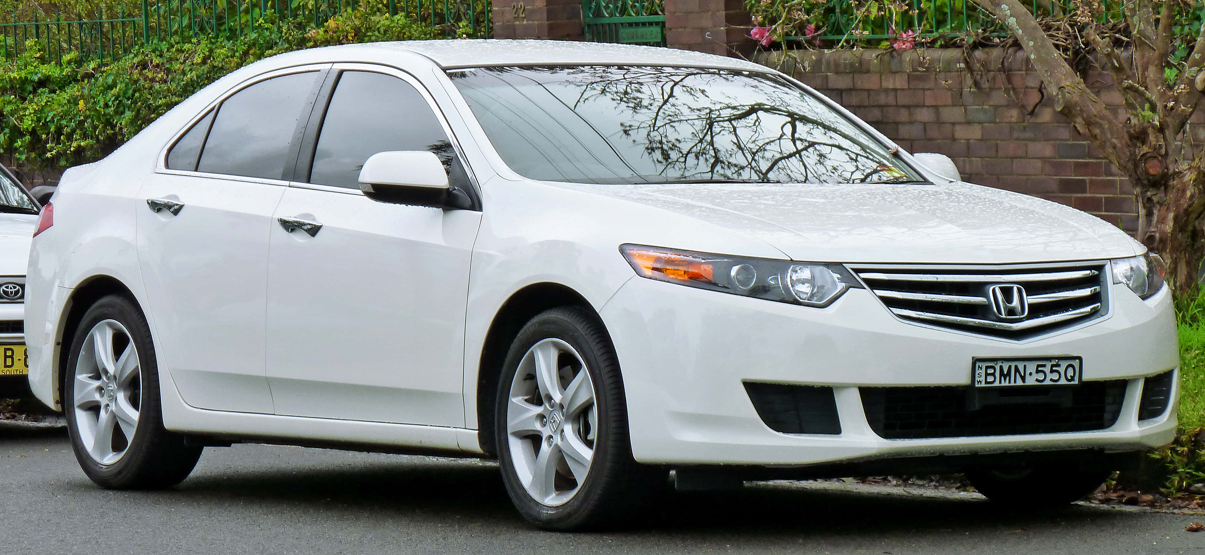 Honda Accord, white, sedan, 4K Desktop Wallpaper