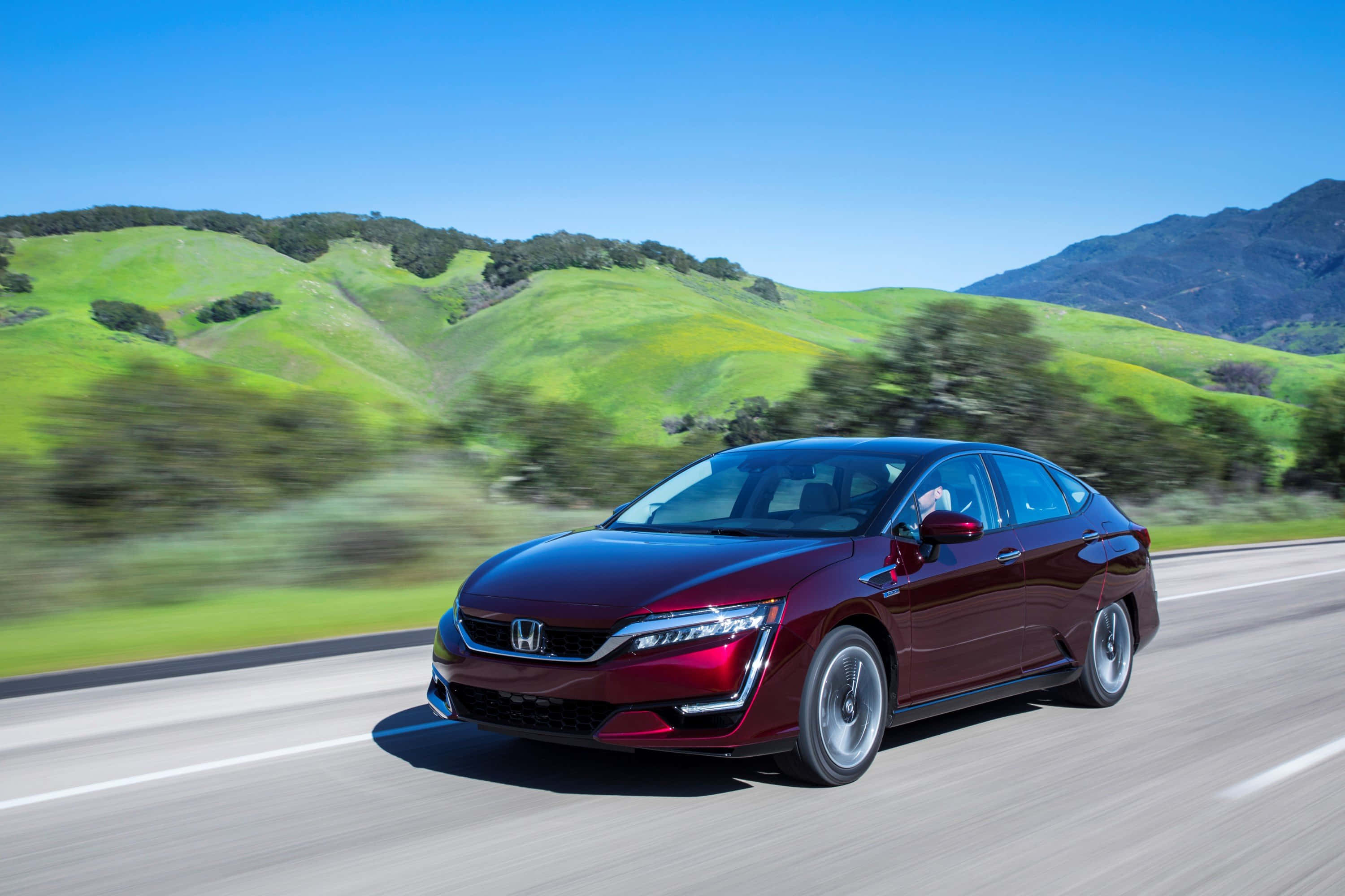 Honda Clarity, maroon, sunlit highway, 2K Desktop Wallpaper