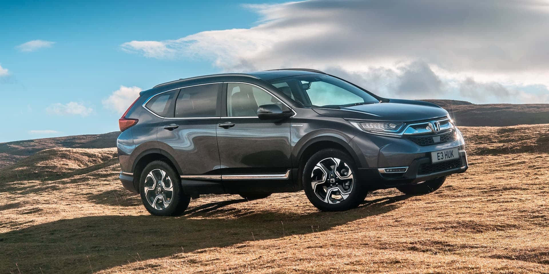 Honda CR-V, gray, dry grass, Full HD Desktop Wallpaper