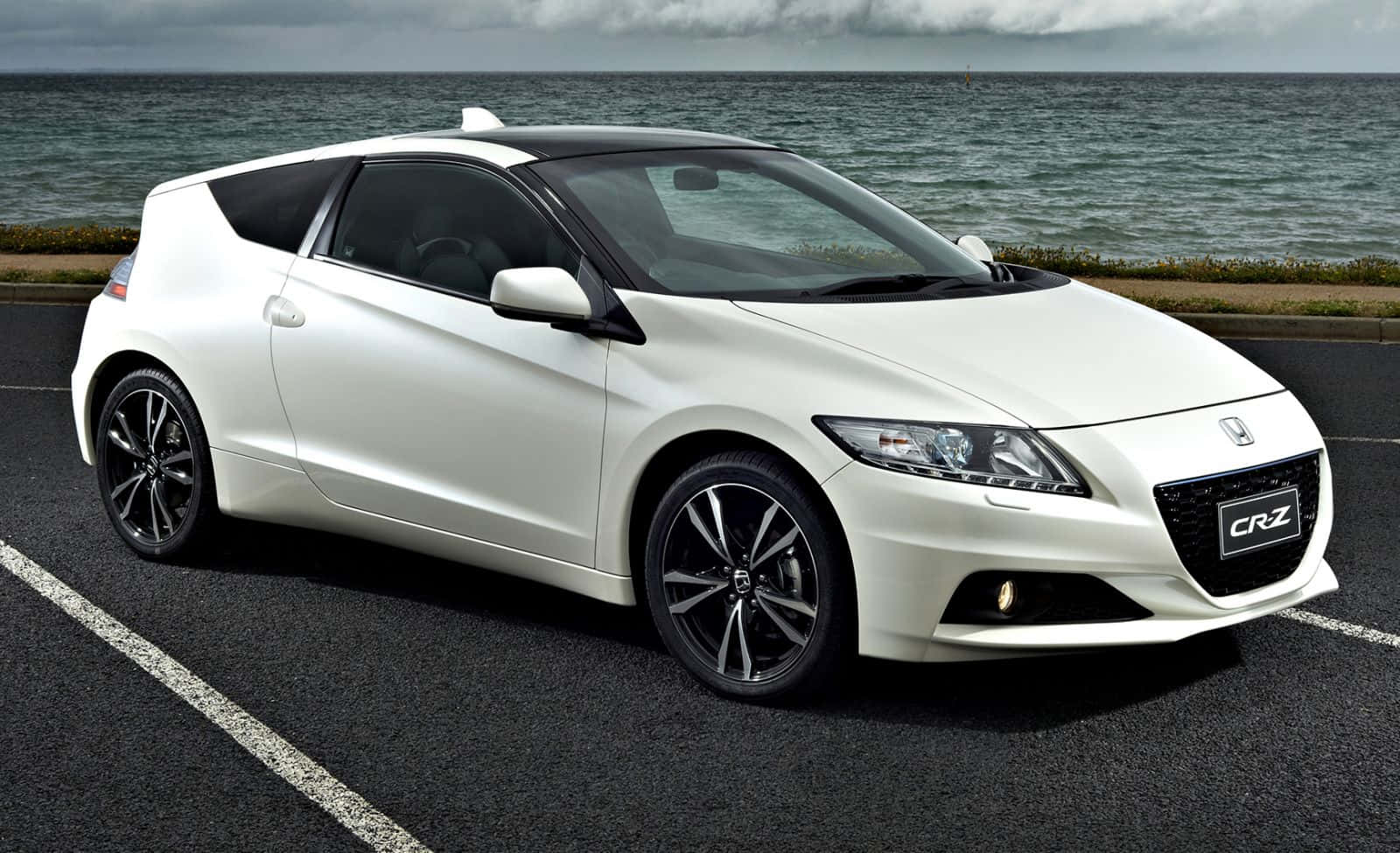 Honda CR-Z, white, asphalt lot, HD Desktop Wallpaper