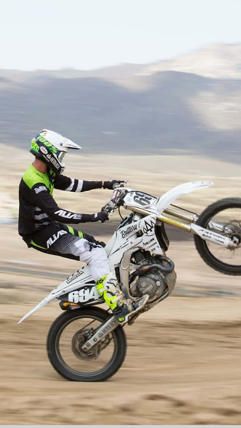 Honda Dirt Bike, white dirt bike, motocross rider, HD Phone Wallpaper