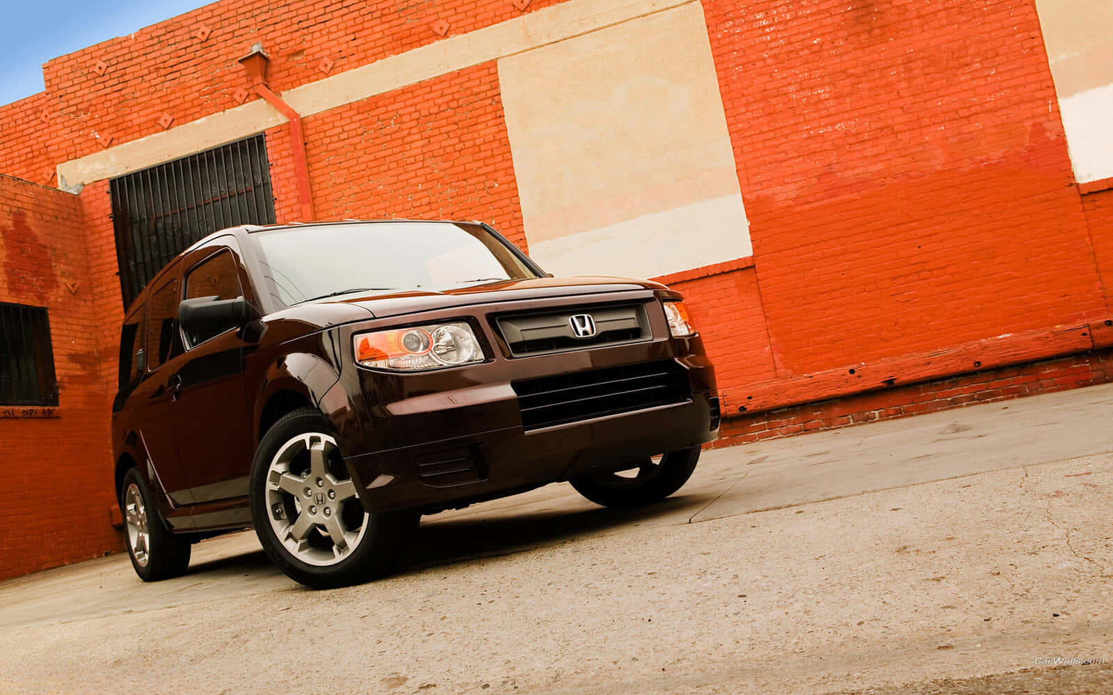 Honda Element, brown, vibrant red brick wall, HD Desktop Wallpaper