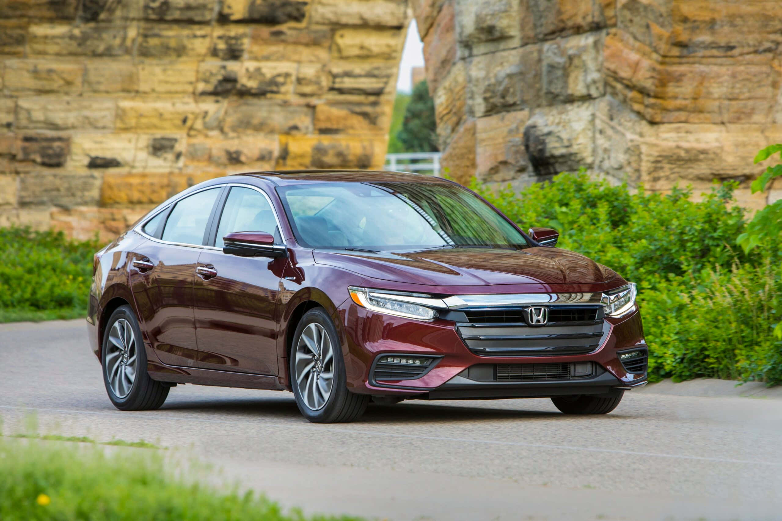 Honda Insight, maroon, paved road, 2K Desktop Wallpaper