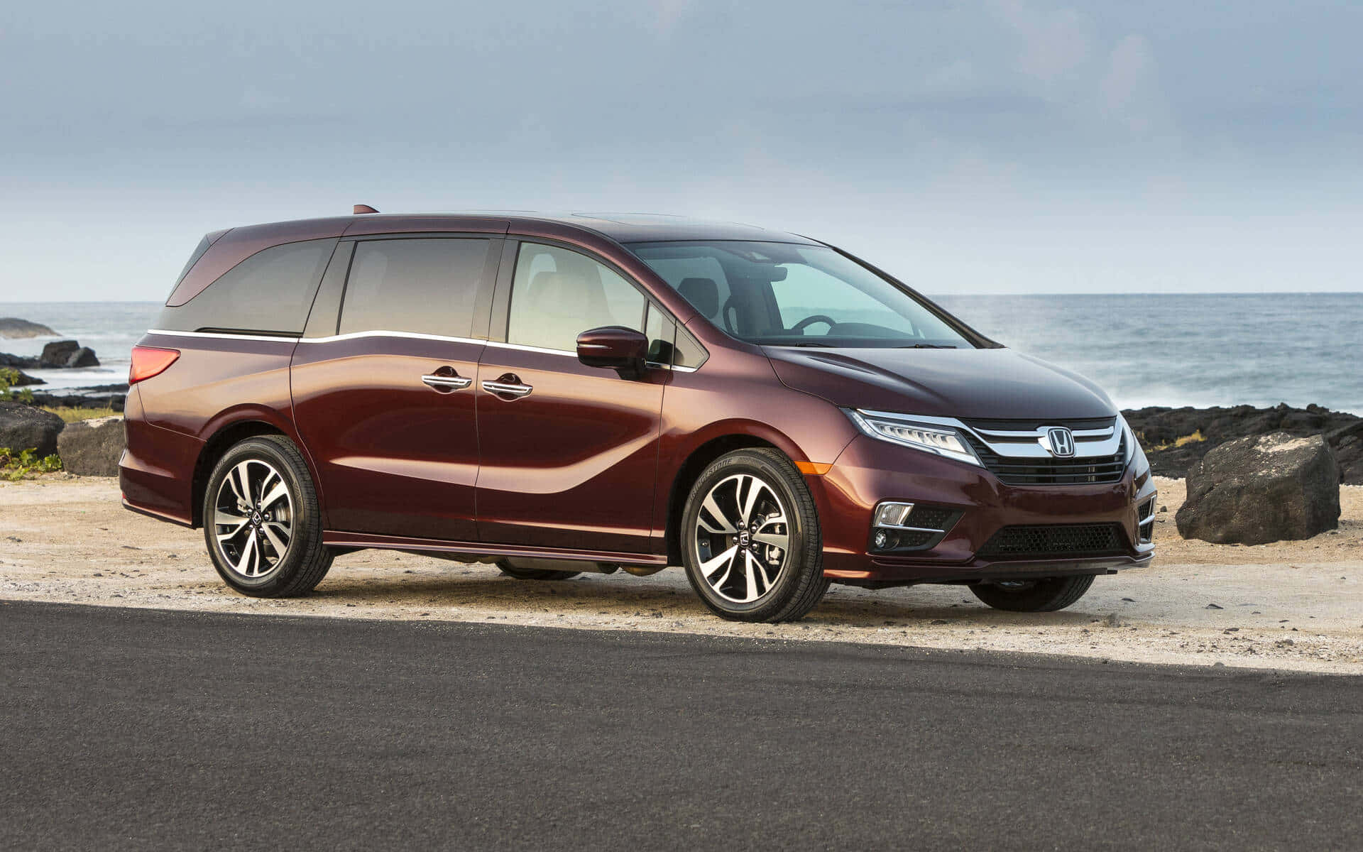 Honda Odyssey, maroon, coastal road, Full HD Desktop Wallpaper