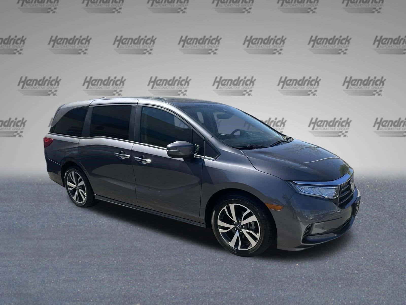 Honda Odyssey, dark gray, studio setting, HD Desktop Wallpaper