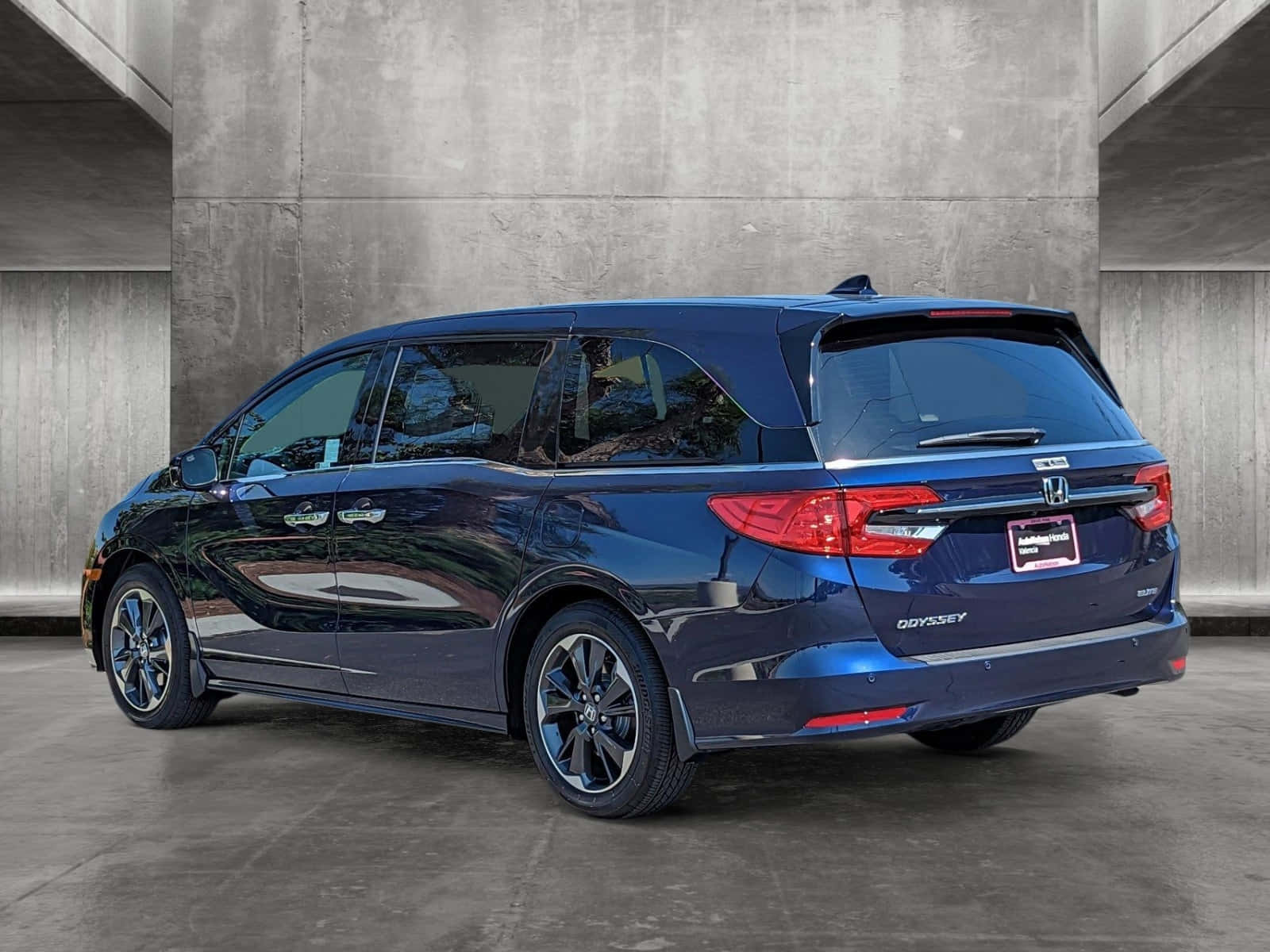 Honda Odyssey, dark blue, concrete wall, HD Desktop Wallpaper