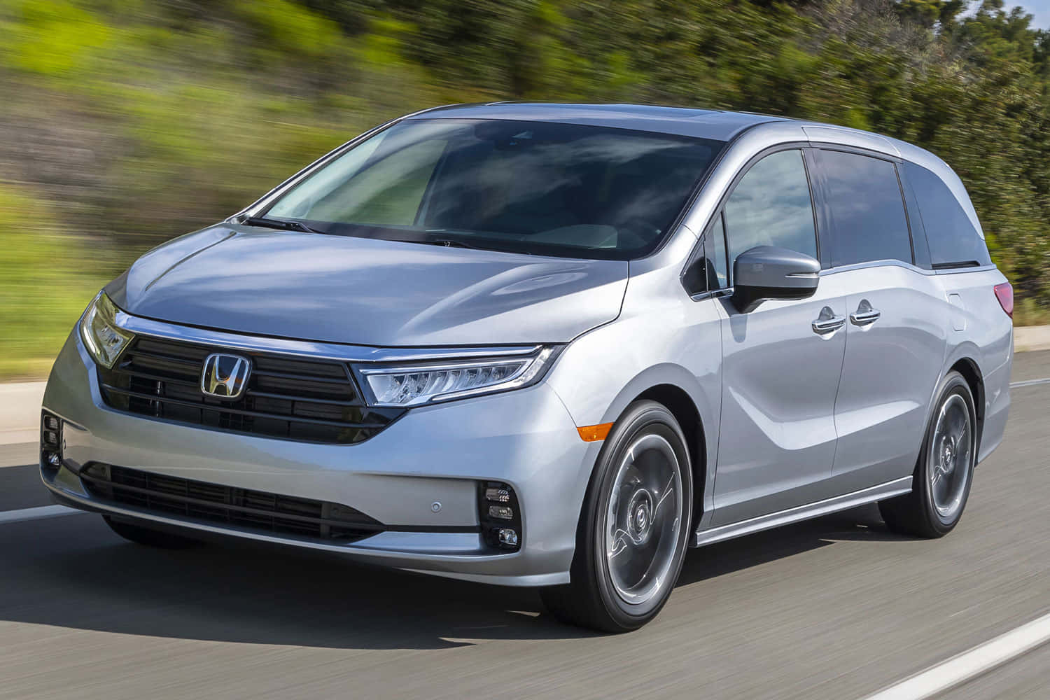 Honda Odyssey, silver, sunlit road, HD Desktop Wallpaper