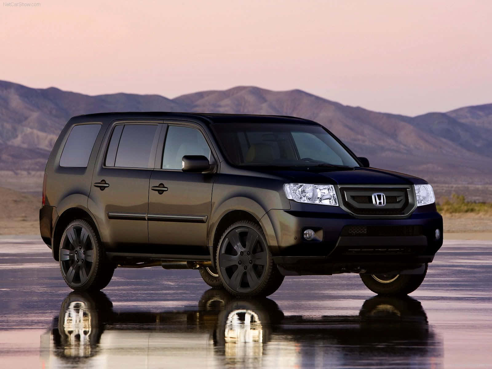 Honda Pilot, black, wet pavement, HD Desktop Wallpaper