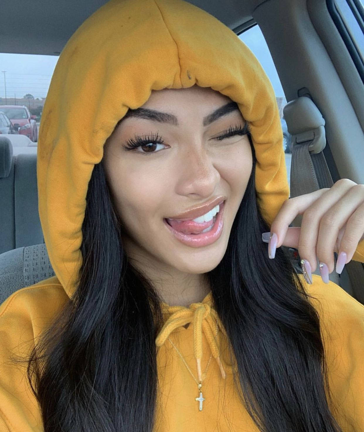 mustard yellow hoodie, young woman, car, HD Phone Wallpaper