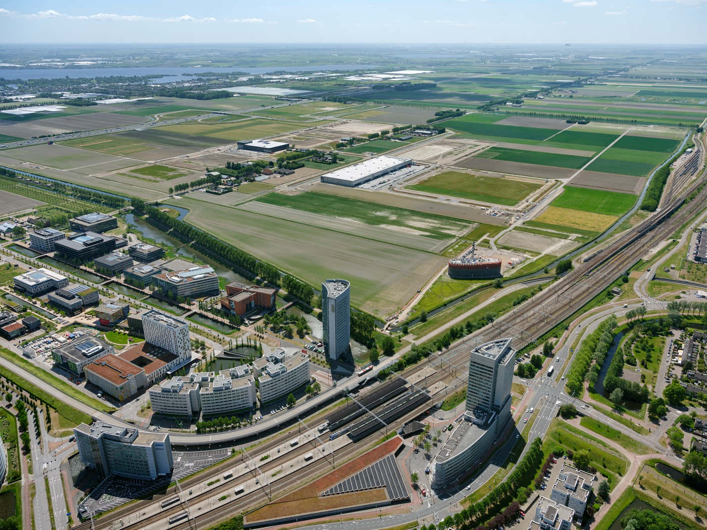 Hoofddorp, business district, curved glass towers, HD Desktop Wallpaper