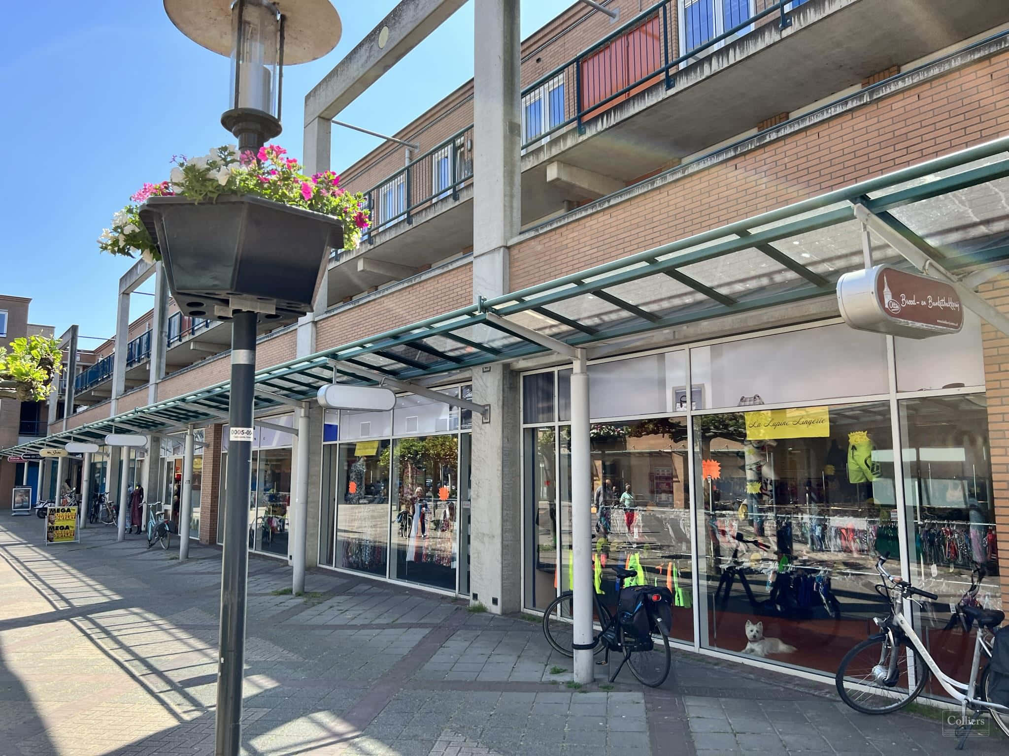 Hoorn, shopping area, sunny day, Full HD Desktop Wallpaper