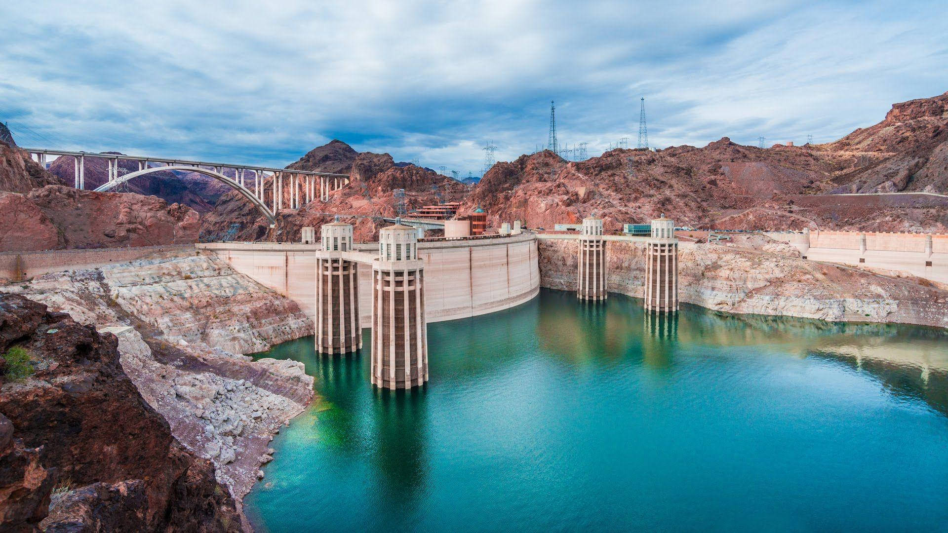 Hoover Dam, turquoise water, red rock cliffs, Full HD Desktop Wallpaper