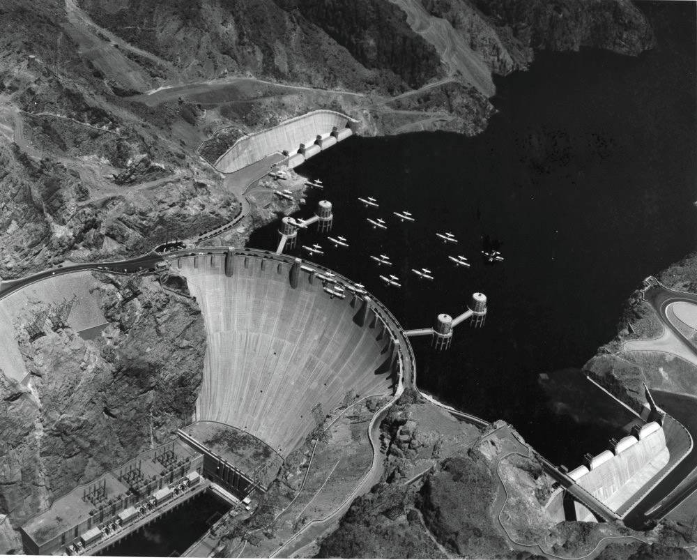 Hoover Dam, black and white, curved concrete dam, SD Desktop Wallpaper