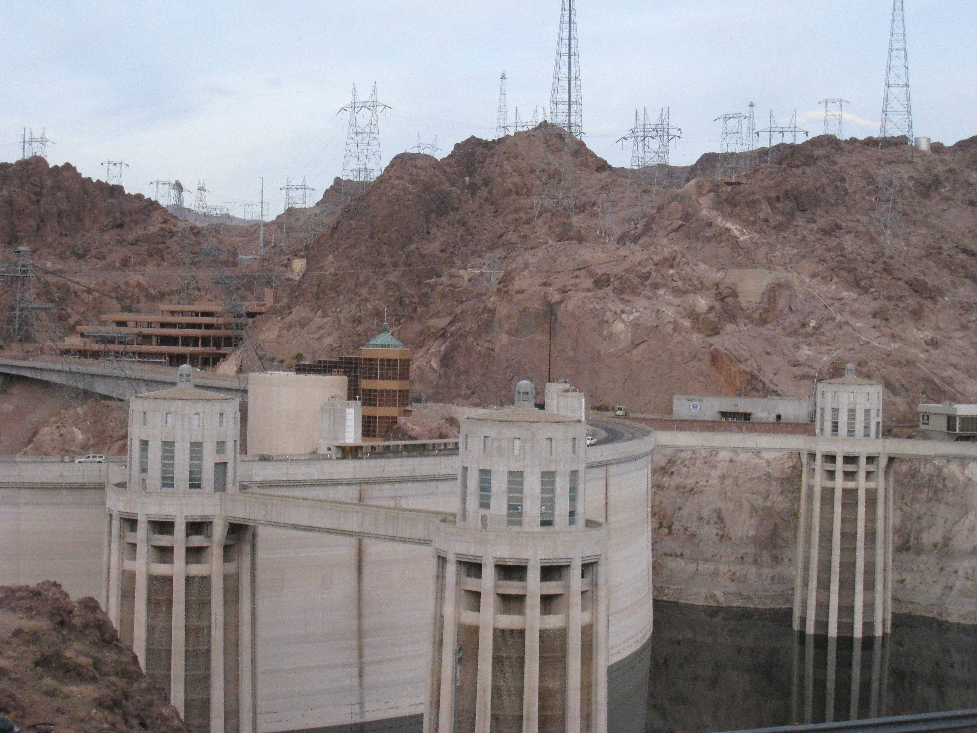 Hoover Dam, daytime, deep canyon, 2K Desktop Wallpaper